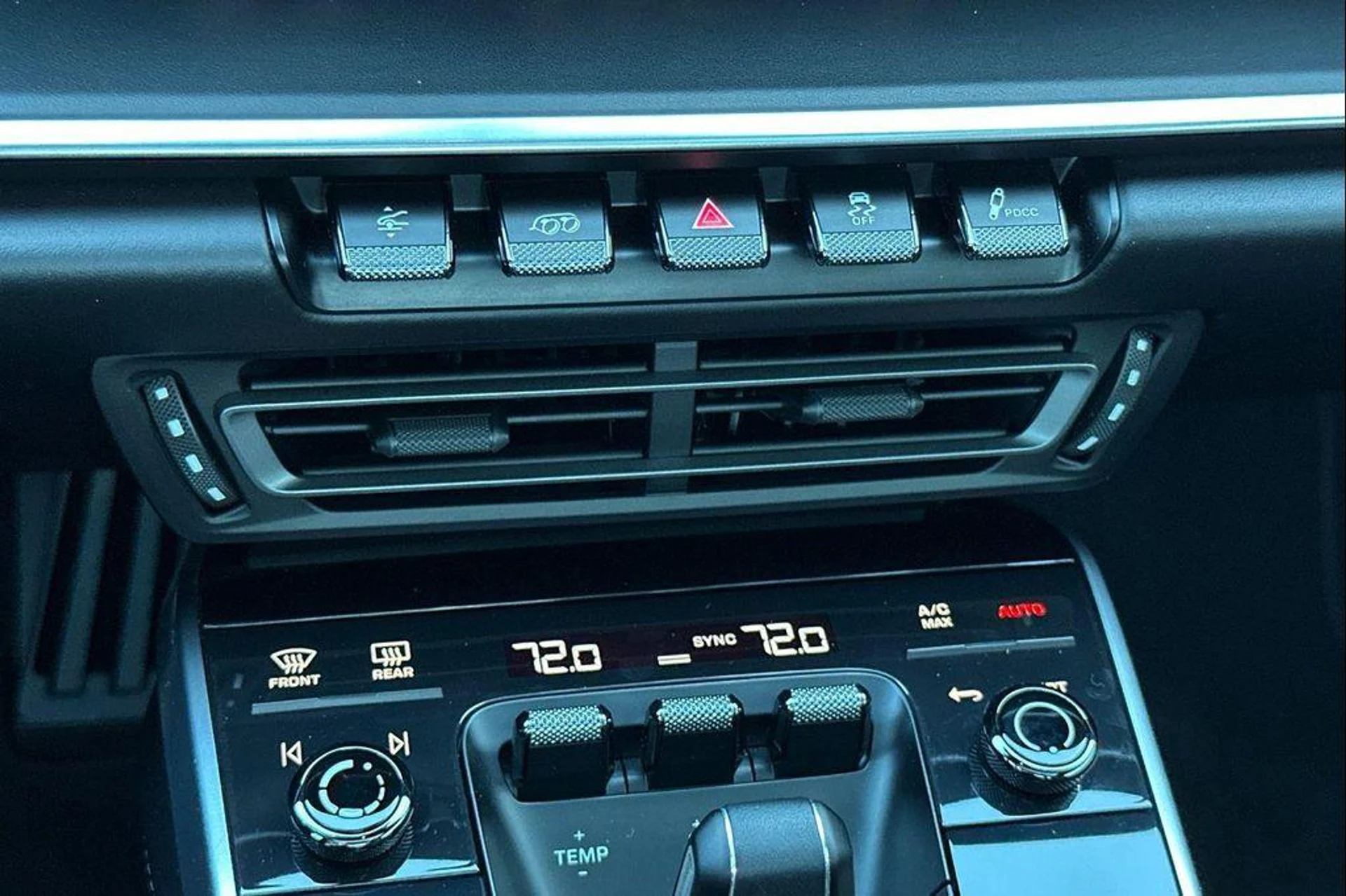 mph023_337268130_Ai_Z_lhzc_KPPO_Fv_LML_6r0uo_D_La_Q_5fbec731e8