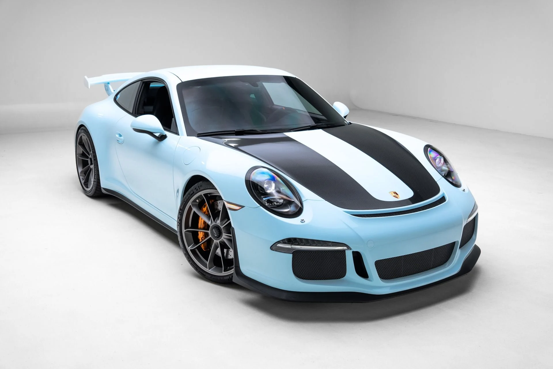 mph023_3378500883_Used_2015_Porsche_911_GT_3_1774894986_65d659f0a2