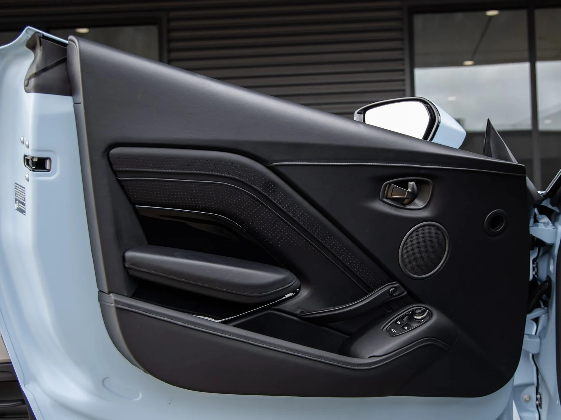 mph023_3378931795_24_af5ccd249f