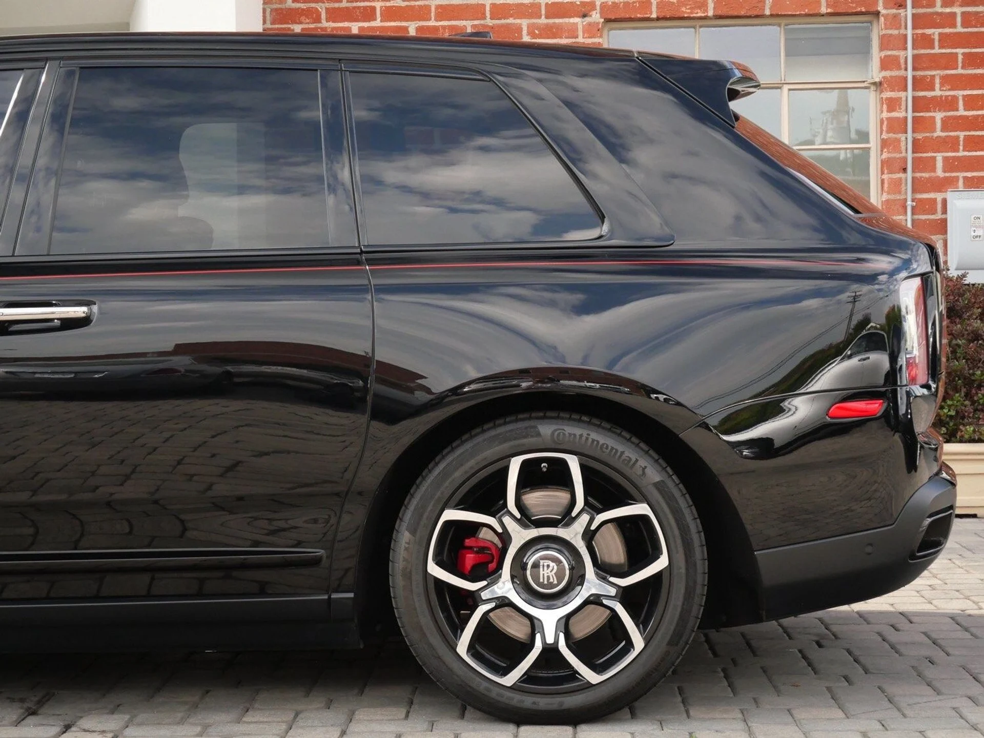 mph023_3385085099_4822072ff3dafaea9ace5d11231fec3bx_4d11d39592