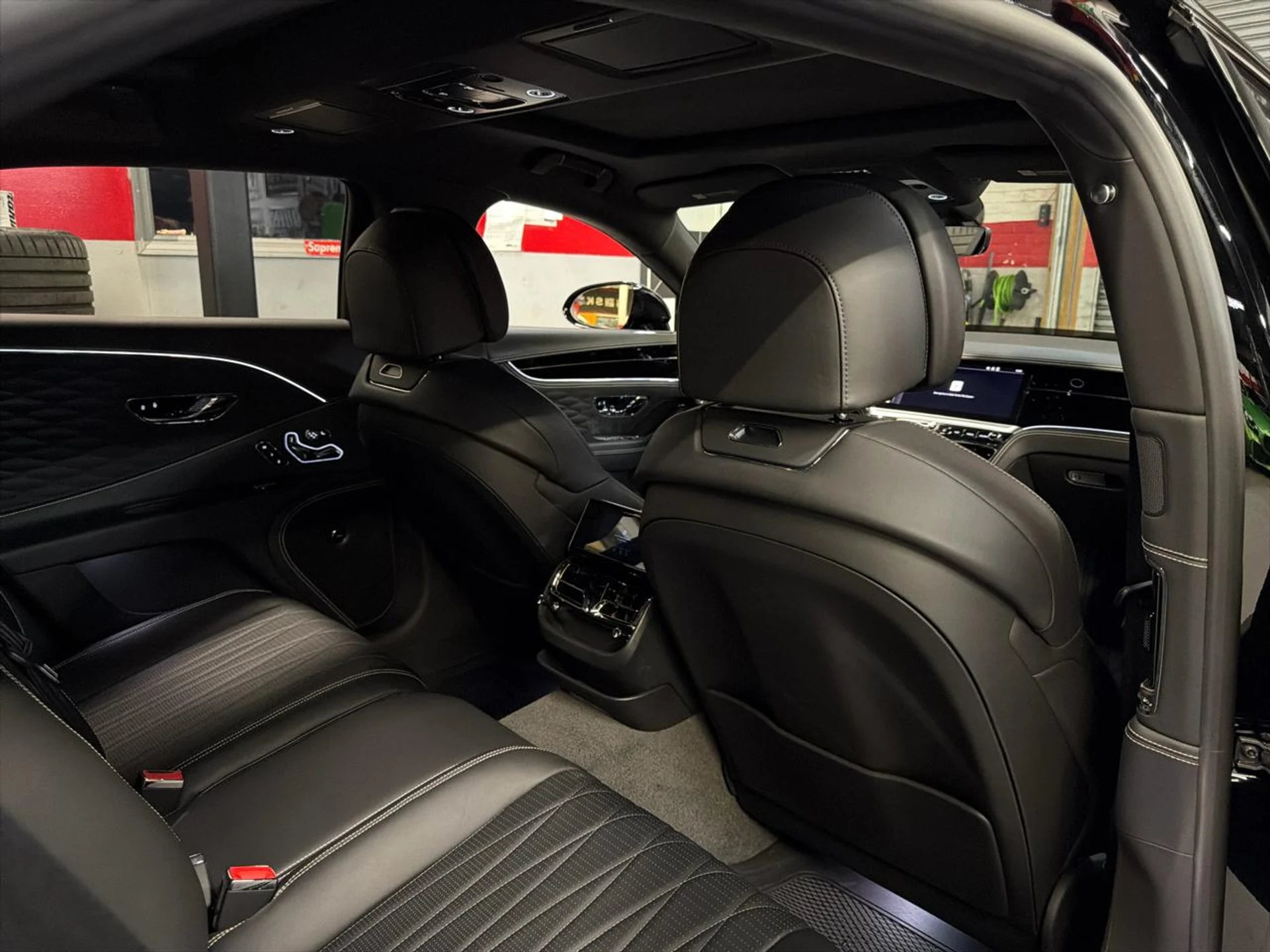 mph023_3386293770_639098659314672349_0e00cd320d