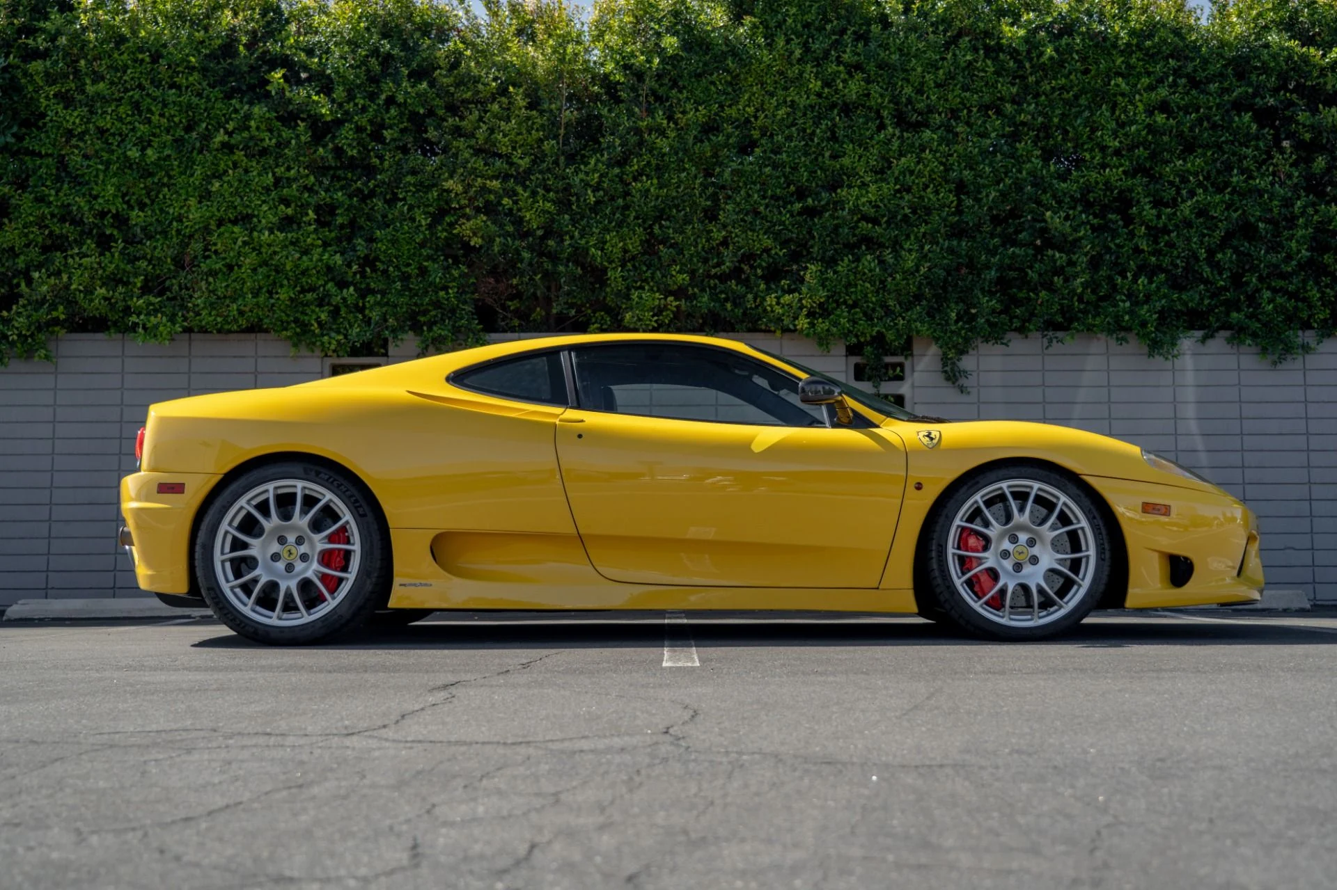 mph023_3388116538_Used_2004_Ferrari_360_Challenge_Stradale_1761174873_a1feaefaad