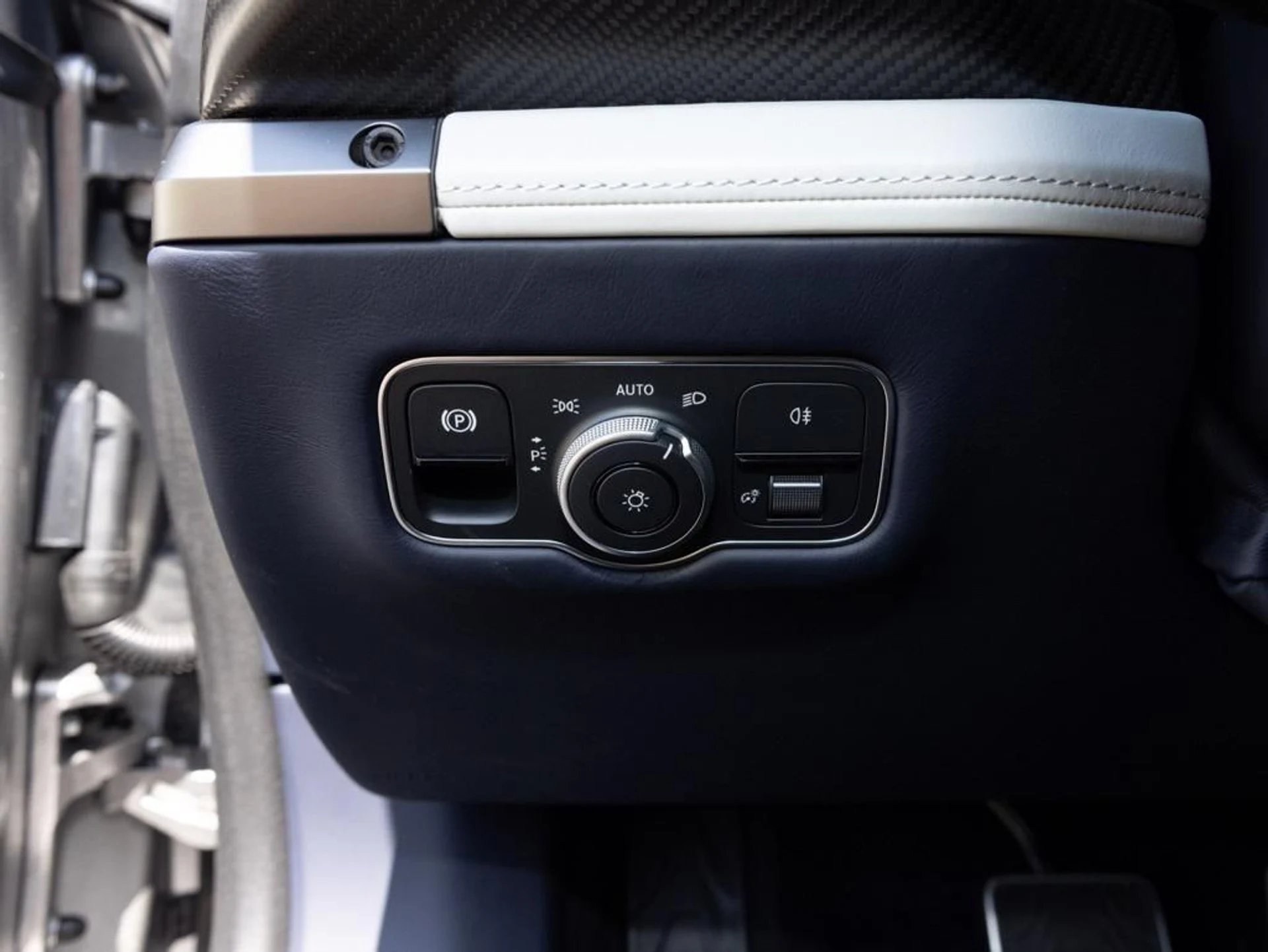 mph023_3397873103_456162572_68c00a6e847c7f35d6e673d2_2205e5fec9