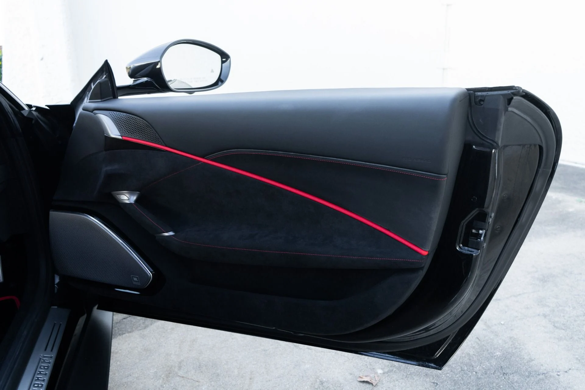 mph023_3400732114_Used_2023_Ferrari_Roma_1772236183_b79447232d