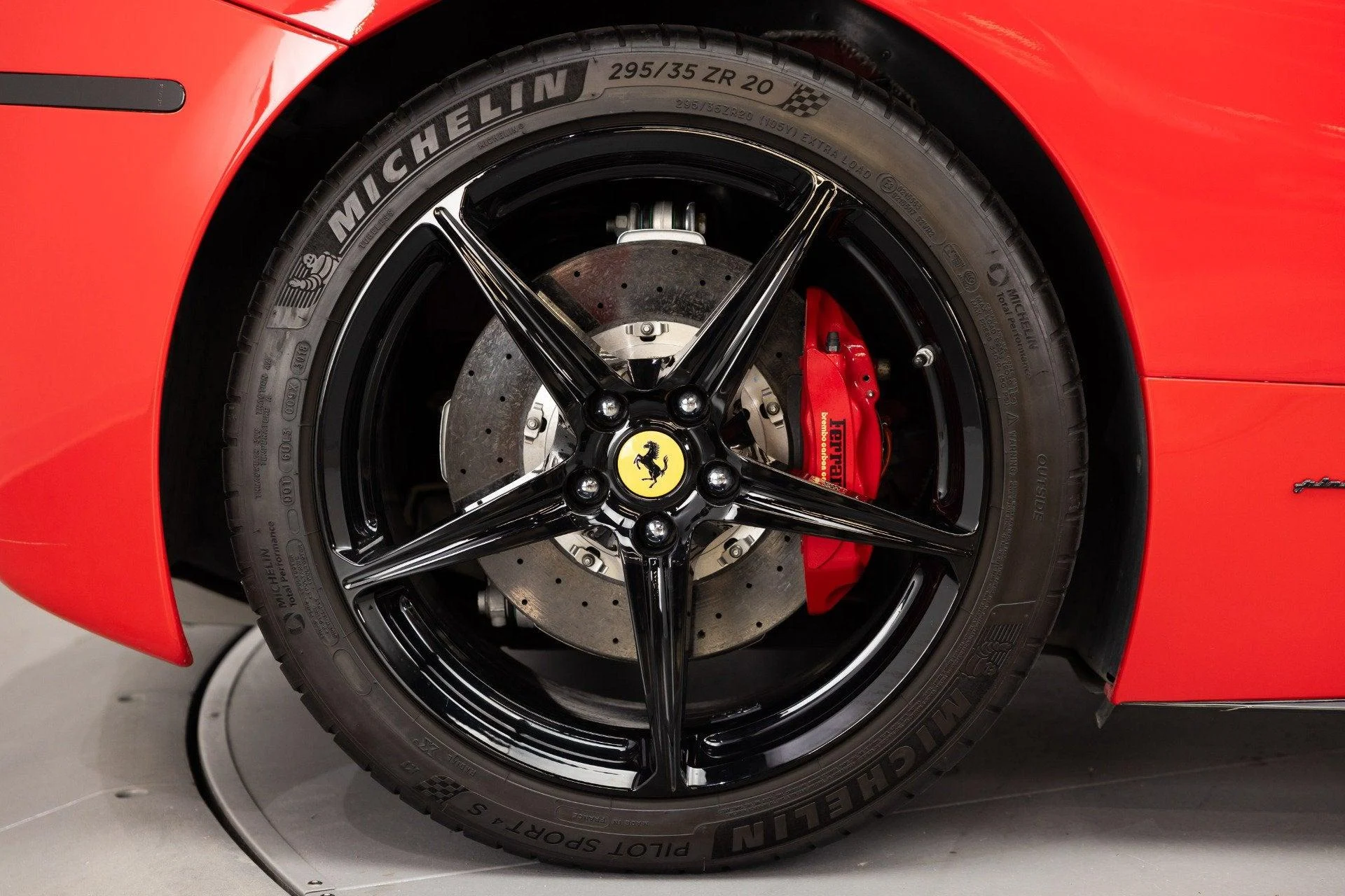 mph023_3400924286_Used_2014_Ferrari_458_Spider_1791985646_8fee0b4447
