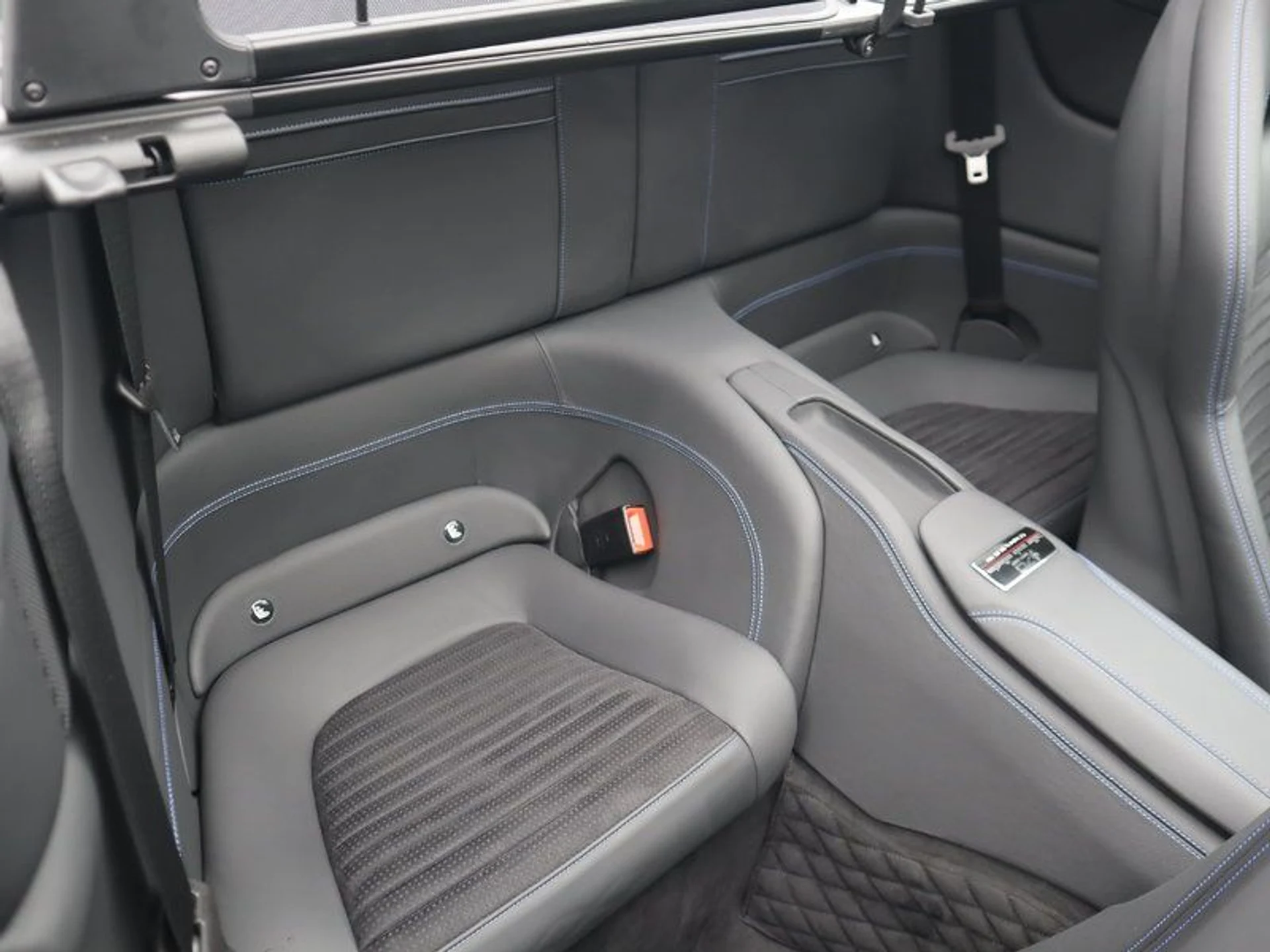 mph023_3414717996_37059373_02542_e95b1102a6ab0027f5e00318c7c2f465_8f5f01cf3b