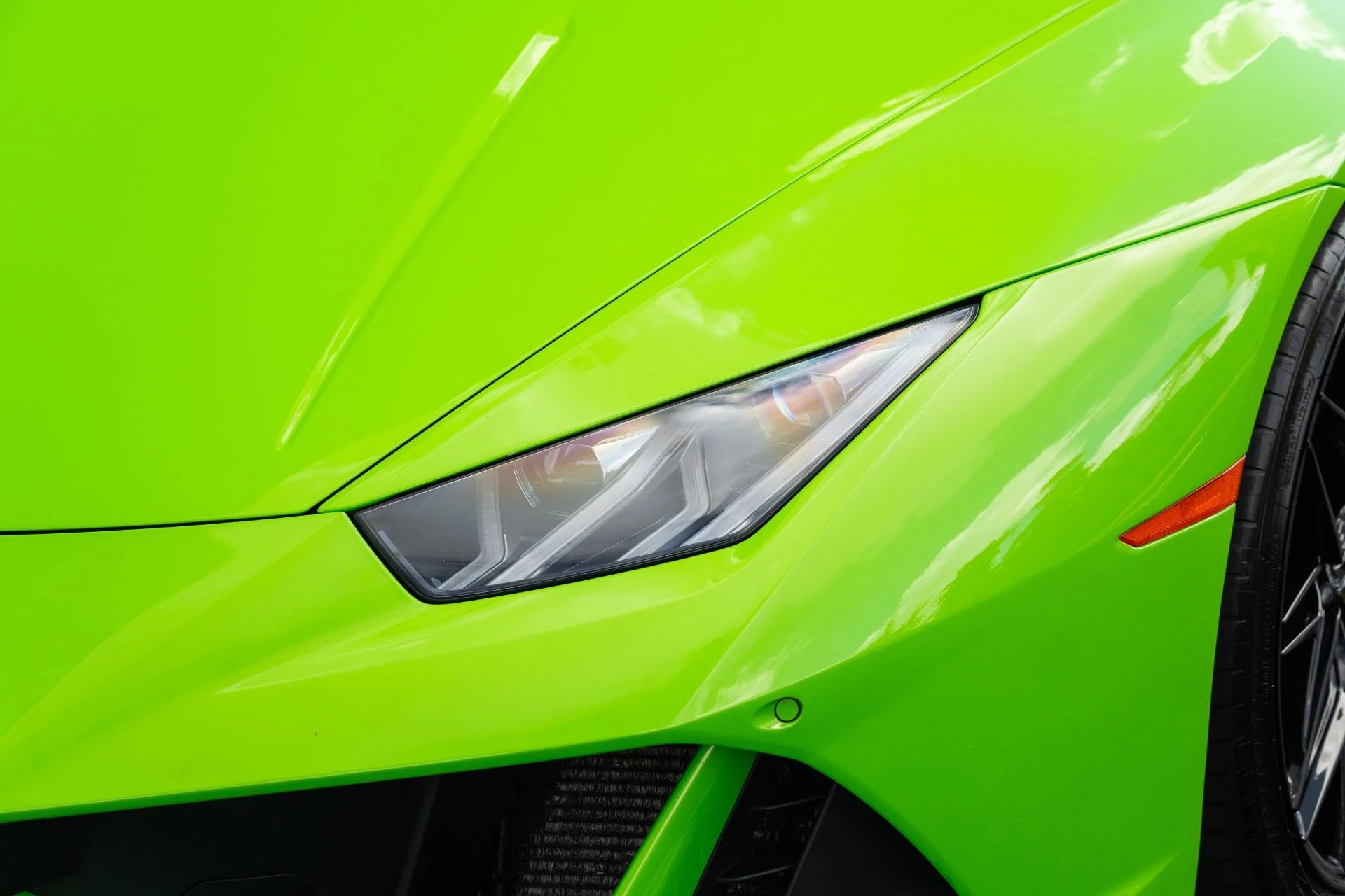 mph023_3415187806_Used_2020_Lamborghini_Huracan_EVO_1770872075_fa0d72227a