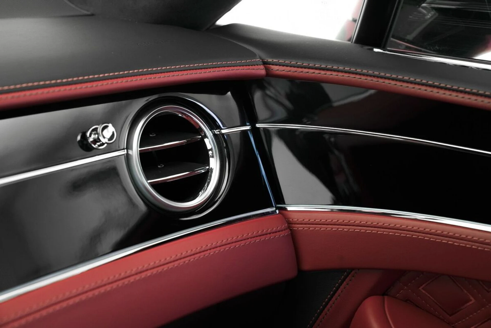 mph023_3417293018_vb6odhcxv2bny8pdausa2aw1comg_358444d726