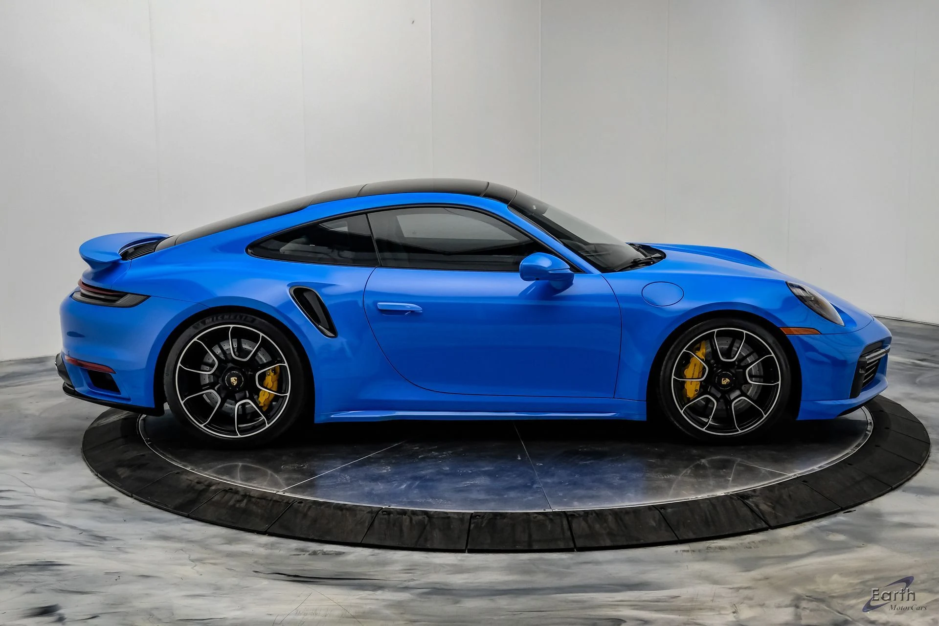 mph023_3417460173_e13f58d0189a21e40e1a385b8341a124x_49801a5d1d