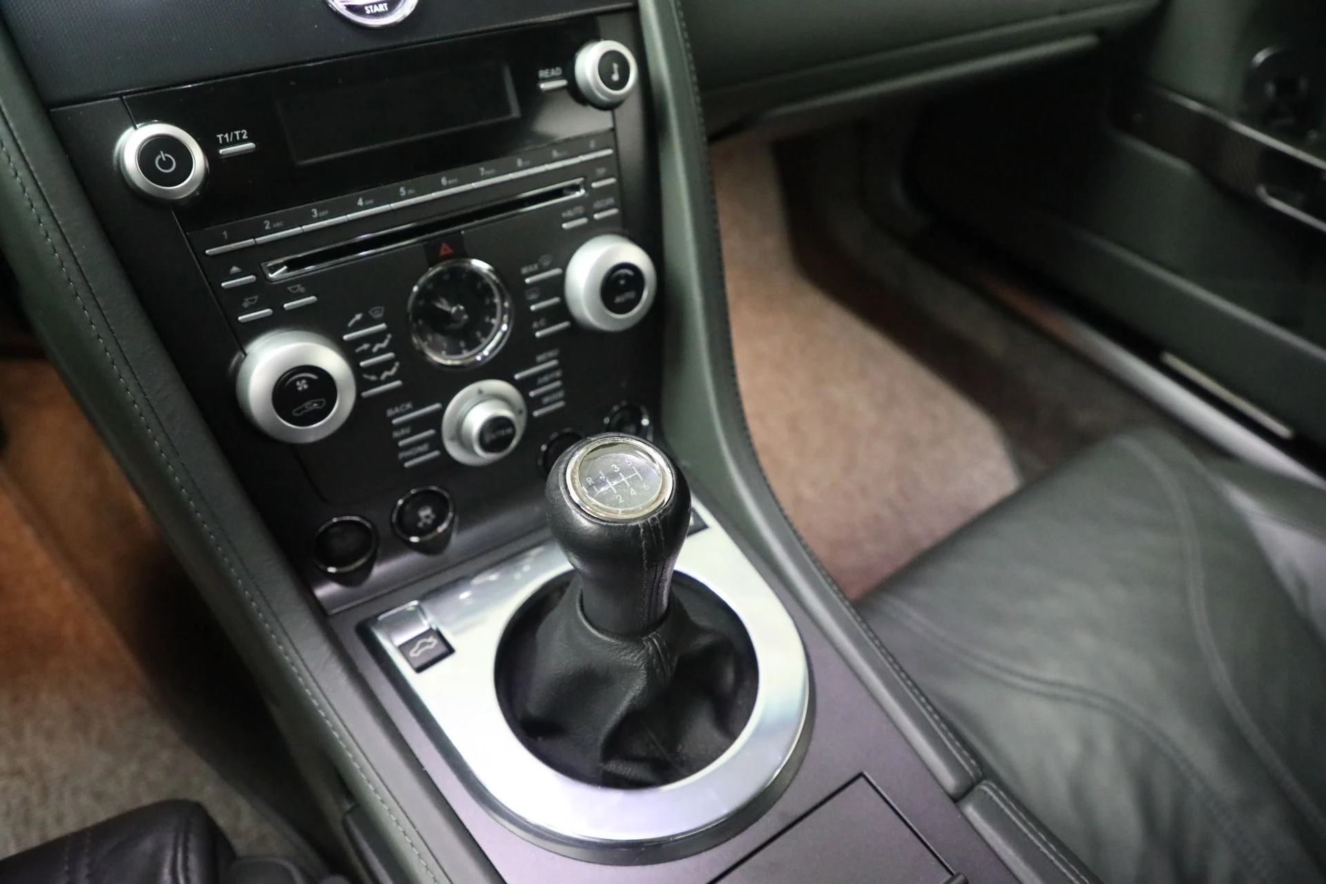 mph023_3417939223_Used_2011_Aston_Martin_V12_Vantage_afbeb22dc5