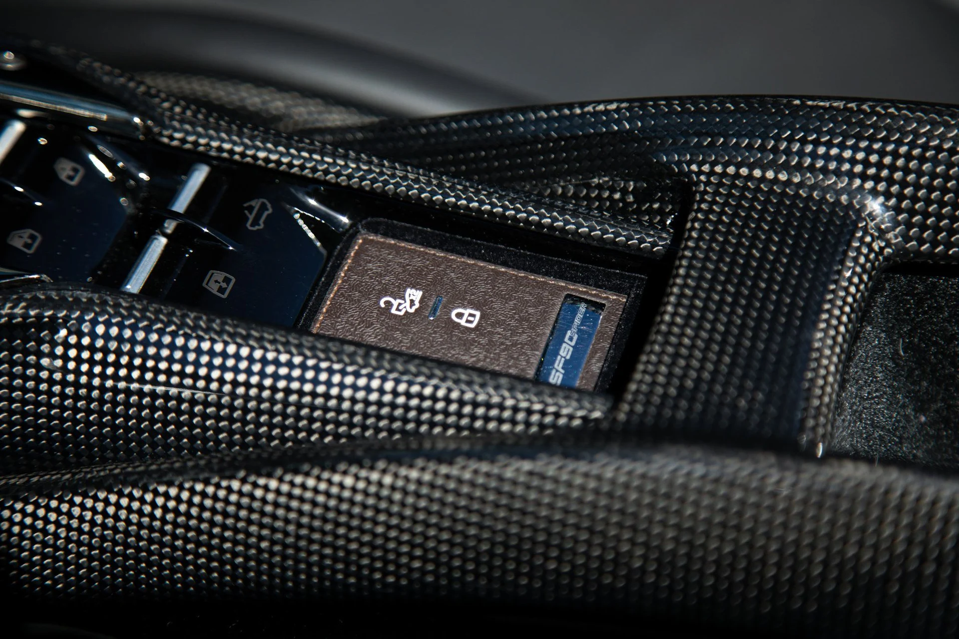 mph023_3421072880_b39cf71a08a1bd6a4f0d6f22c0bd744a_c04fb485c1