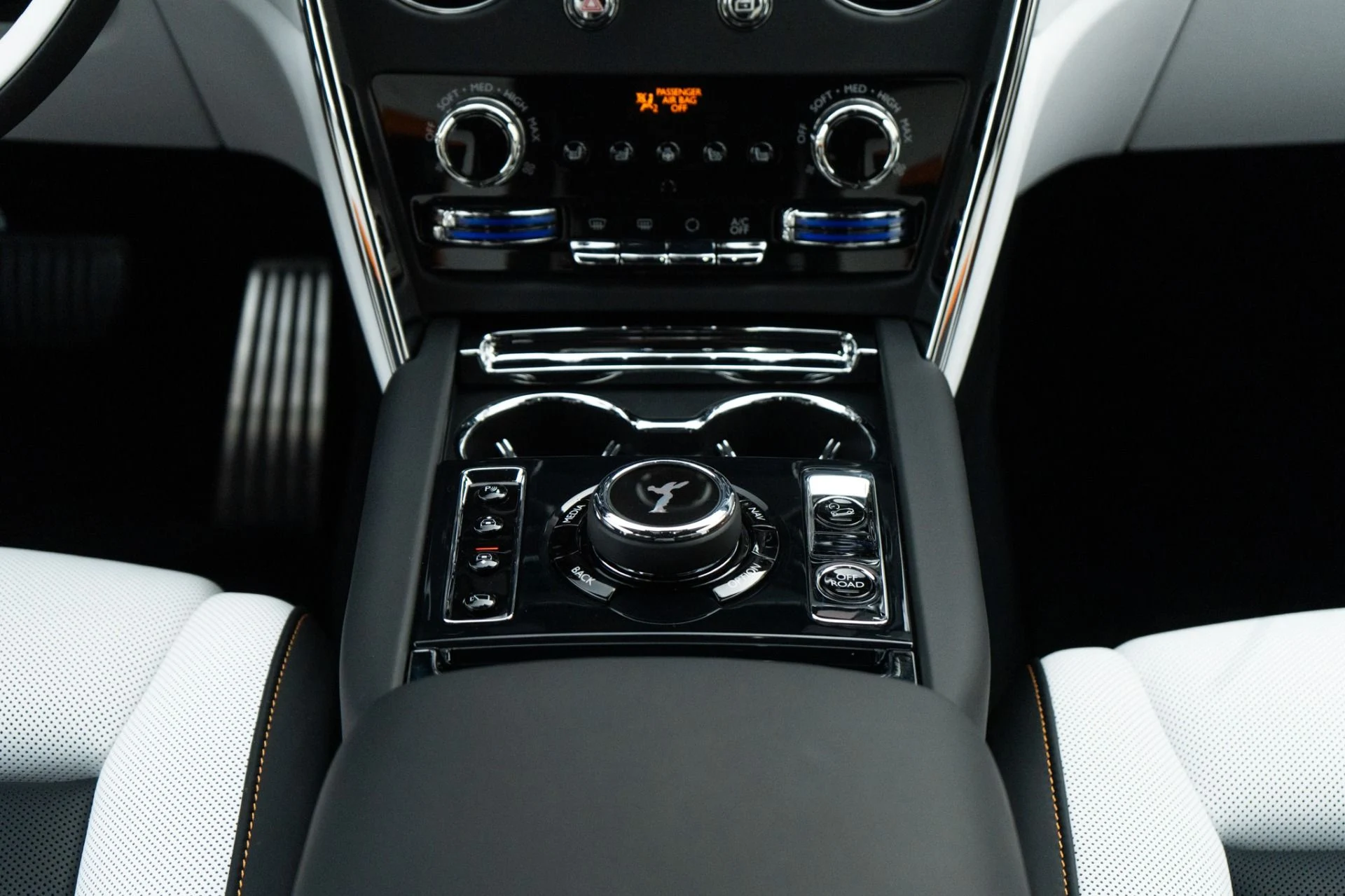 mph023_3429343417_Used_2026_Rolls_Royce_Cullinan_1765925177_28f6583c58