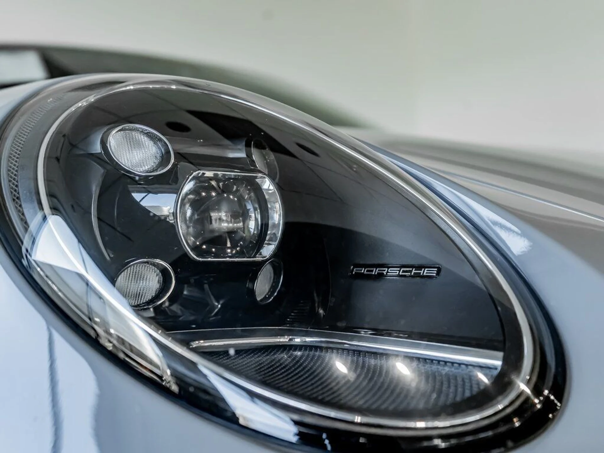 mph023_3430446743_d918a6054bc36116a70afdfcce7c7e98_b5b9db8b6d