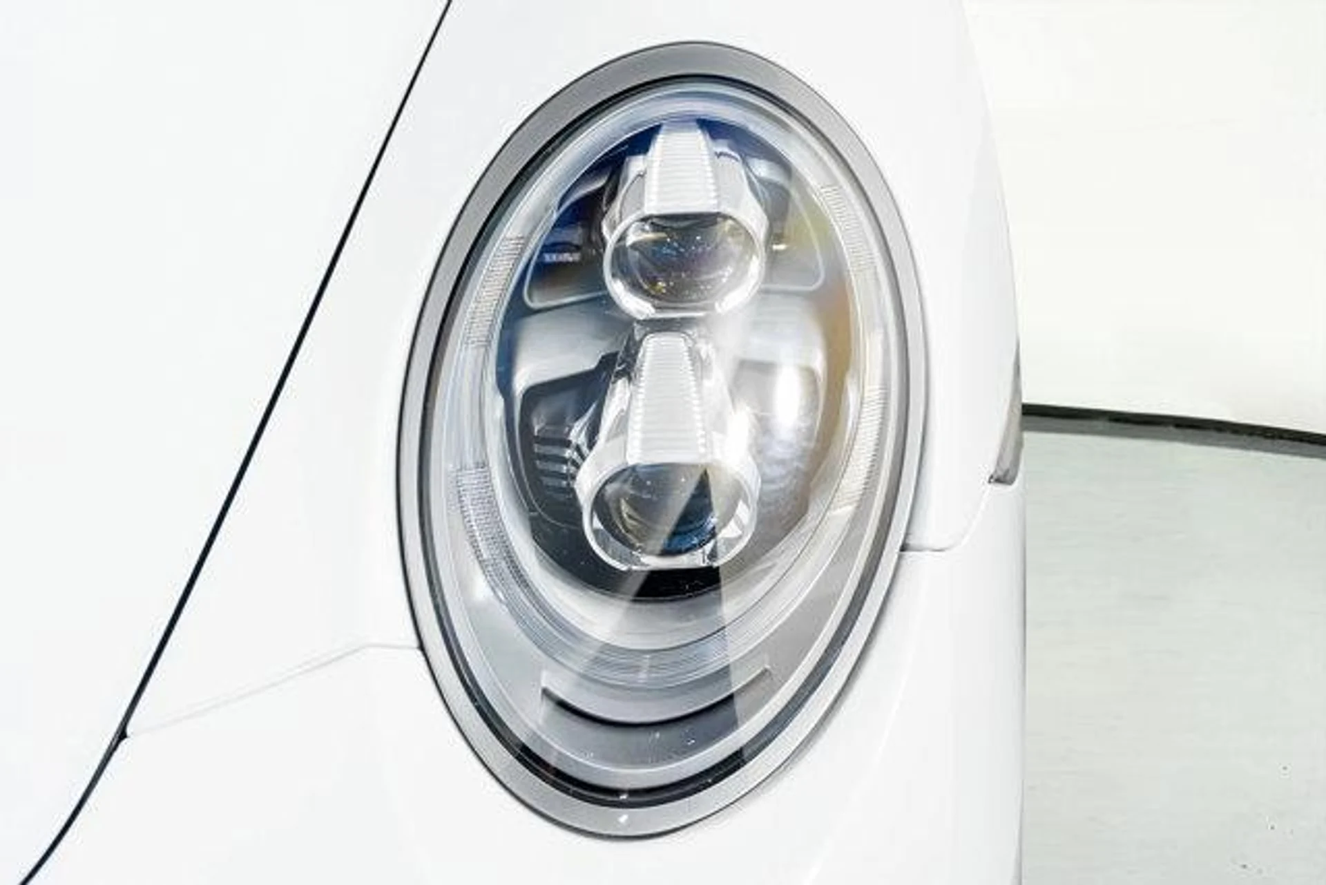 mph023_3437399285_3iru9_T6_U_Dp_V_Y_S_Thy290_BN_3g_M_60868ea223