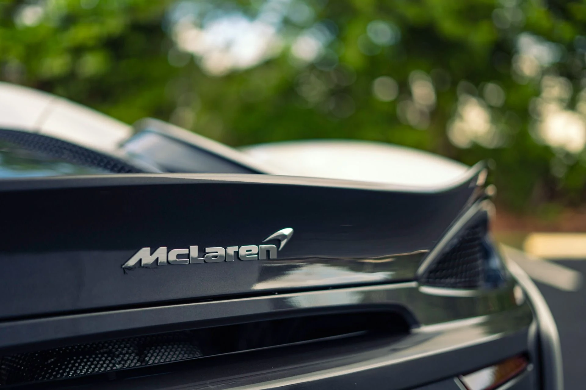 mph023_3449087494_Used_2019_Mc_Laren_570_S_Spider_1779318587_4f4a4ef78a