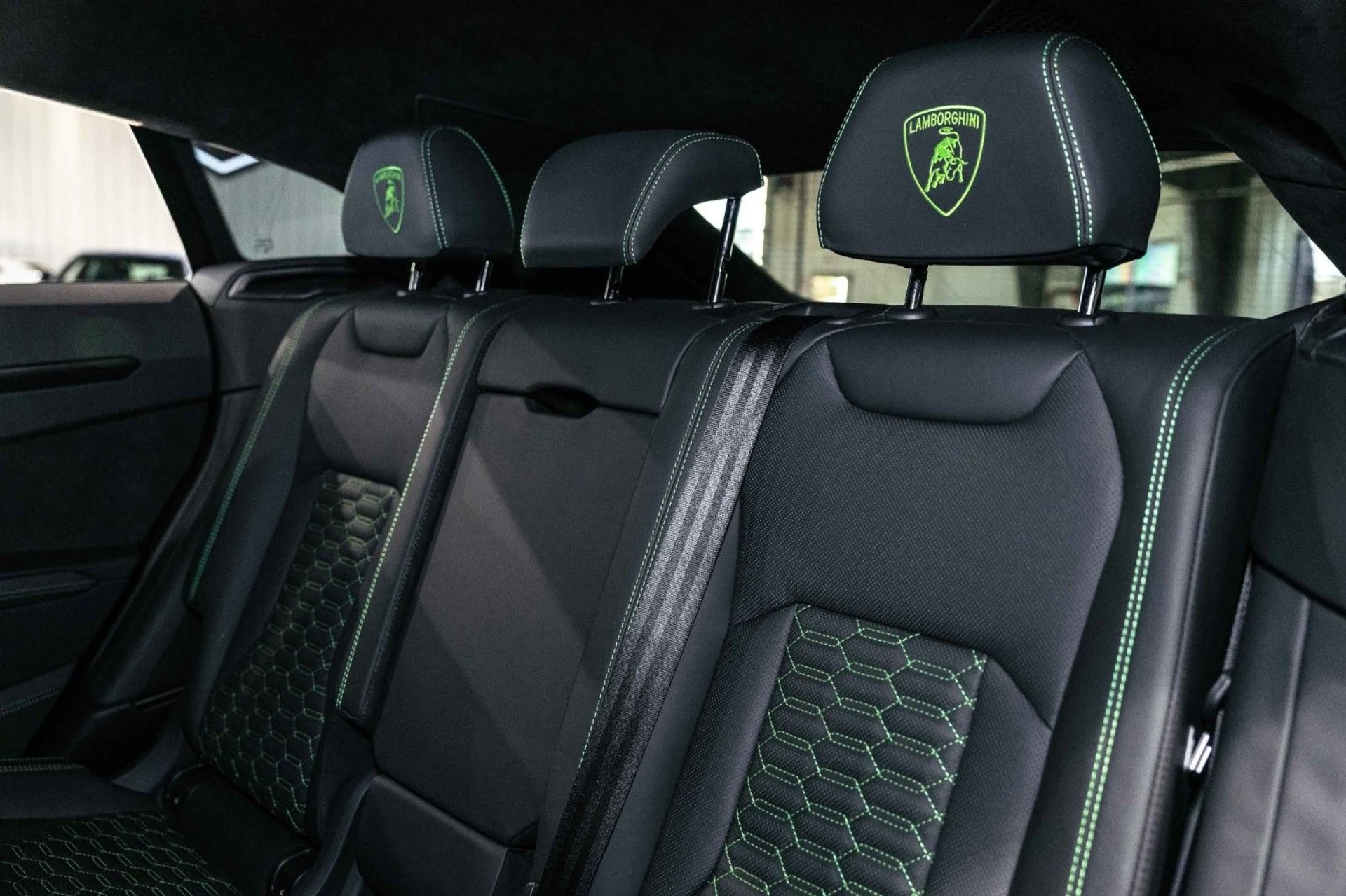 mph023_3452293291_r_Q_4e4f1c335b