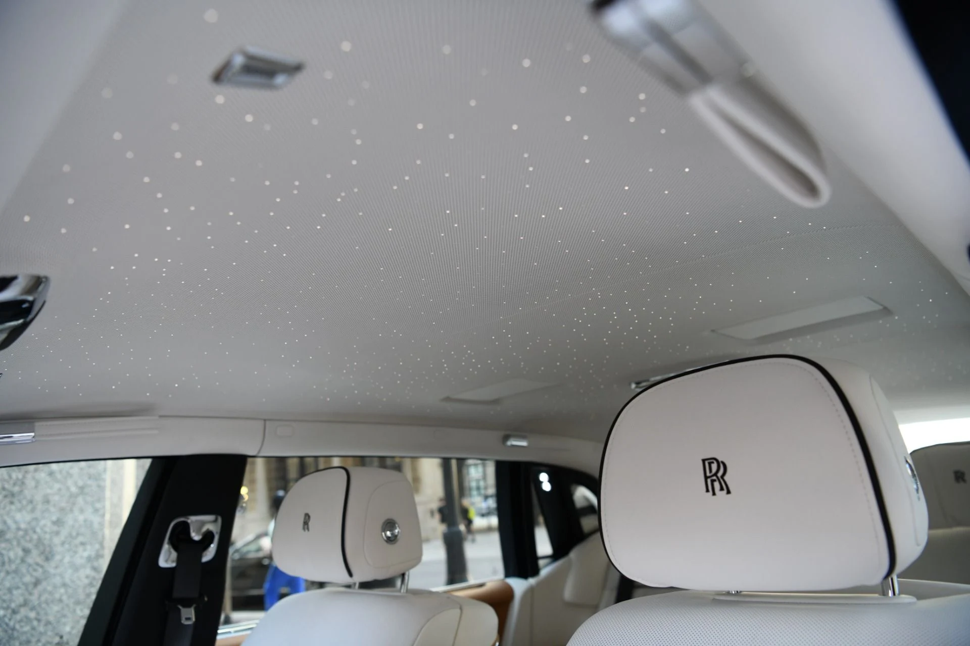 mph023_3454566255_10708_p25_l_c19ef174ce