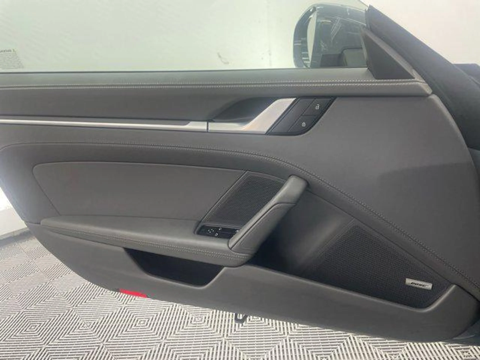 mph023_3463361130_zb_O5kuhj_NWI_Nc1_KV_Uq_j7zg_Ce1c_8c3bb3a195