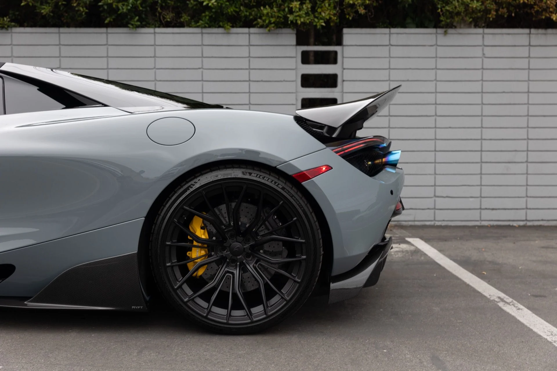 mph023_3477890919_Used_2020_Mc_Laren_720_S_Spider_Luxury_1748047983_e92ccf4aa2