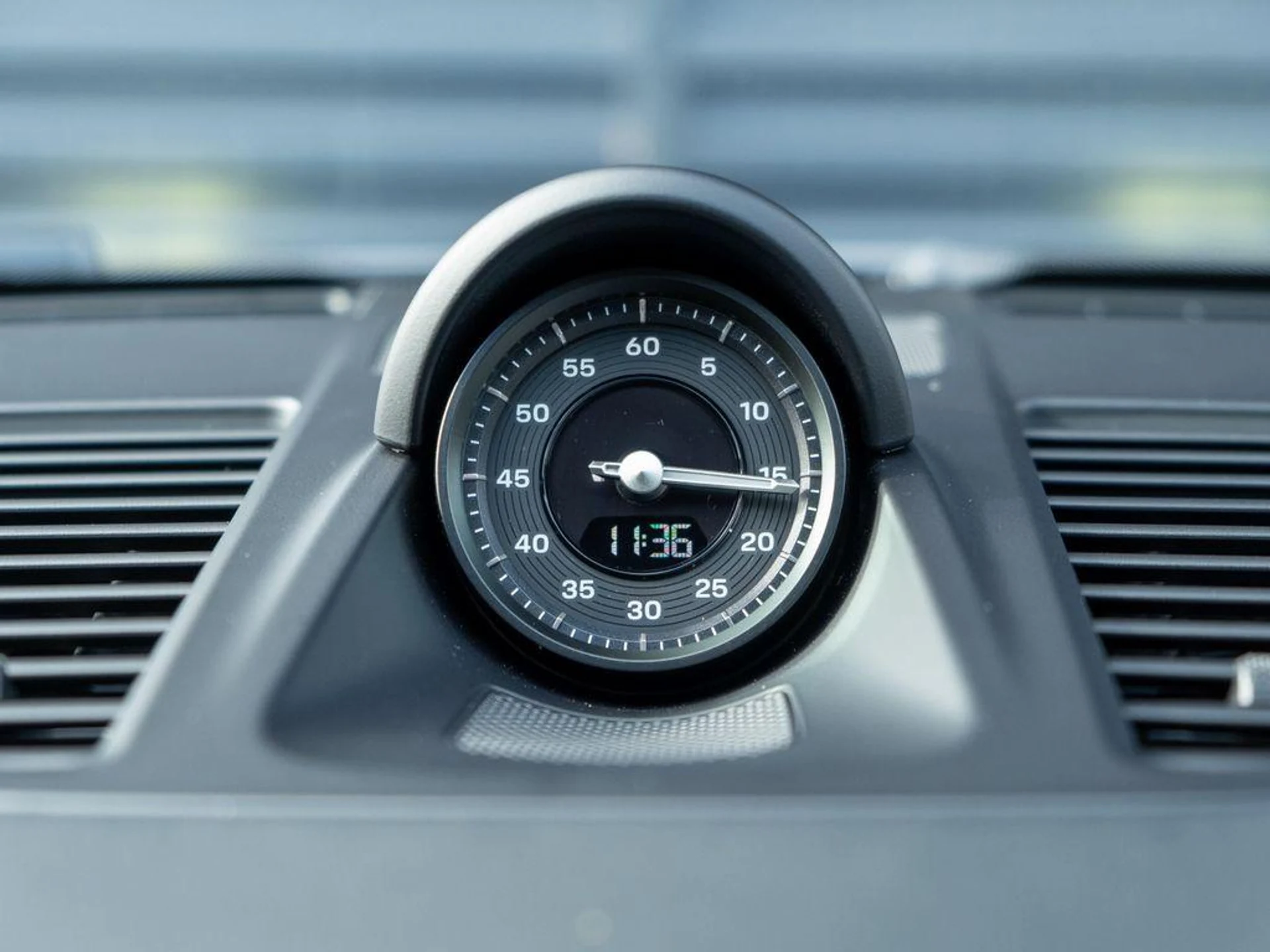 mph023_3480064589_K_Vll_K1eq_AAW_15_Ny9u_Ft4_W_Rj_W3w_f059a8f722