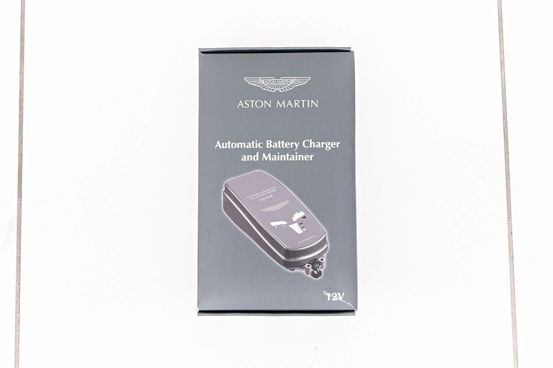 mph023_3496382017_Used_2024_Aston_Martin_DB_12_1756329442_ff7b350b35