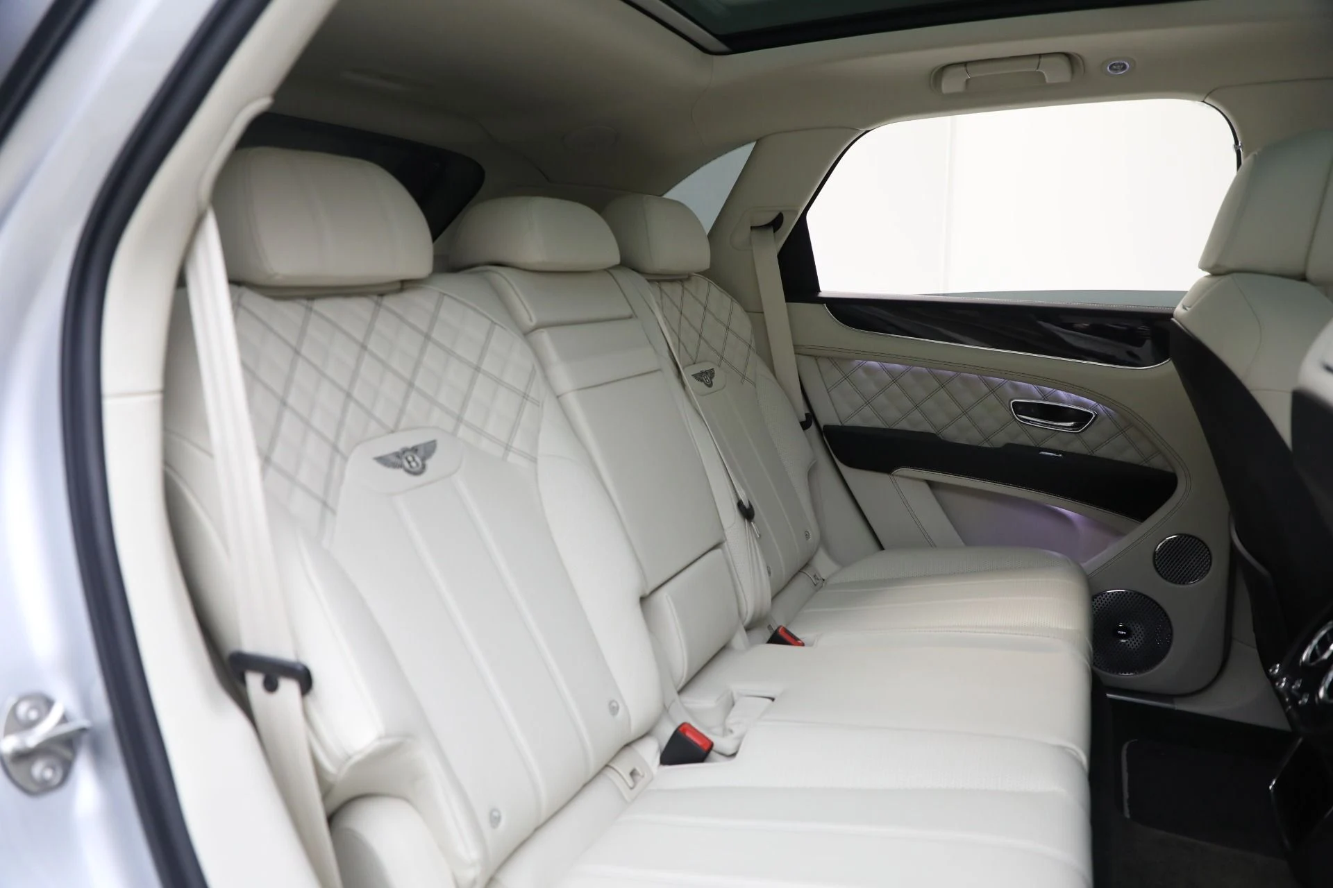 mph023_350462475_Used_2021_Bentley_Bentayga_V8_20b7f04ae4