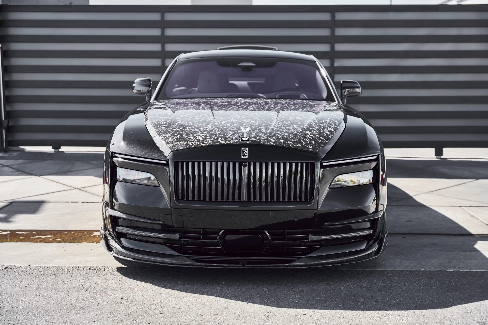 mph023_3515200454_Used_2025_Rolls_Royce_Spectre_Base_1773452466_45bebe0690