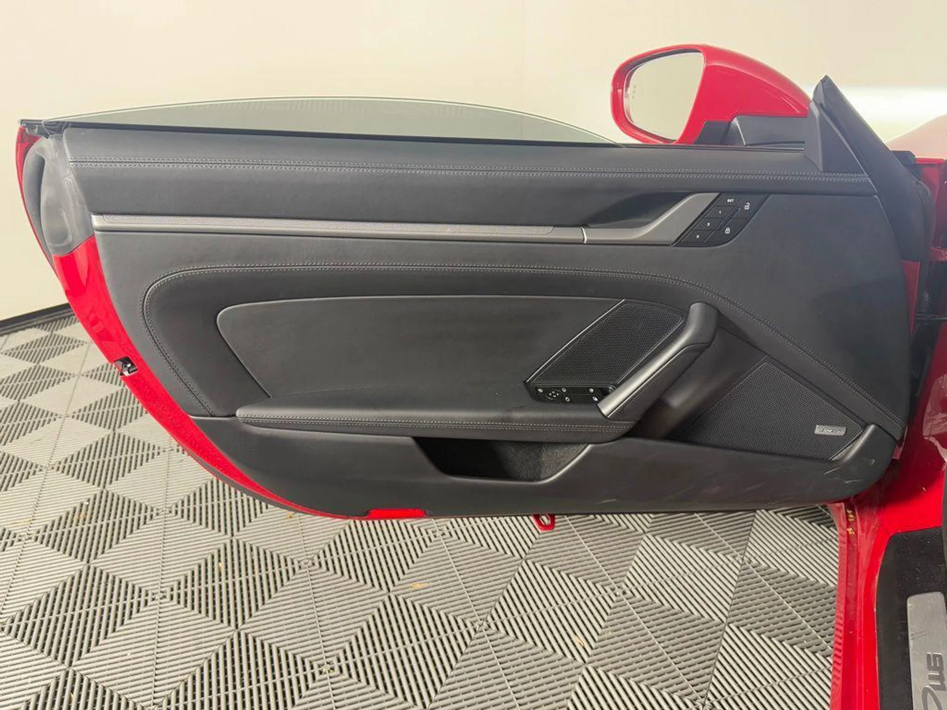 mph023_3515612904_r_Nji_HV_0q_yjupgr_Wm853m_C05_IZY_4264153e08