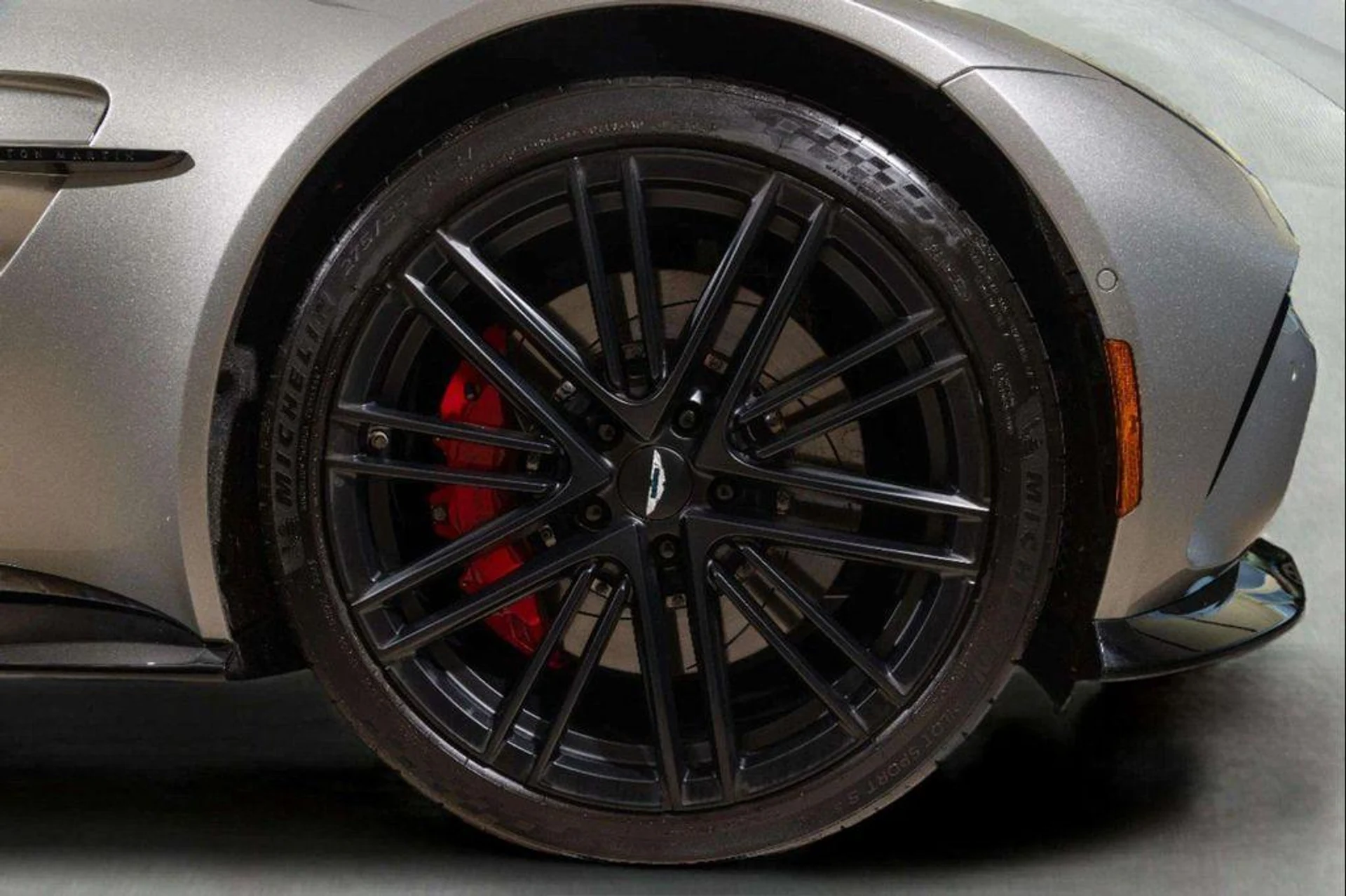 mph023_3516606352_e_D_Si00_SI_0_yx_Blde_Bxu_Wdo2b_XI_e565270716