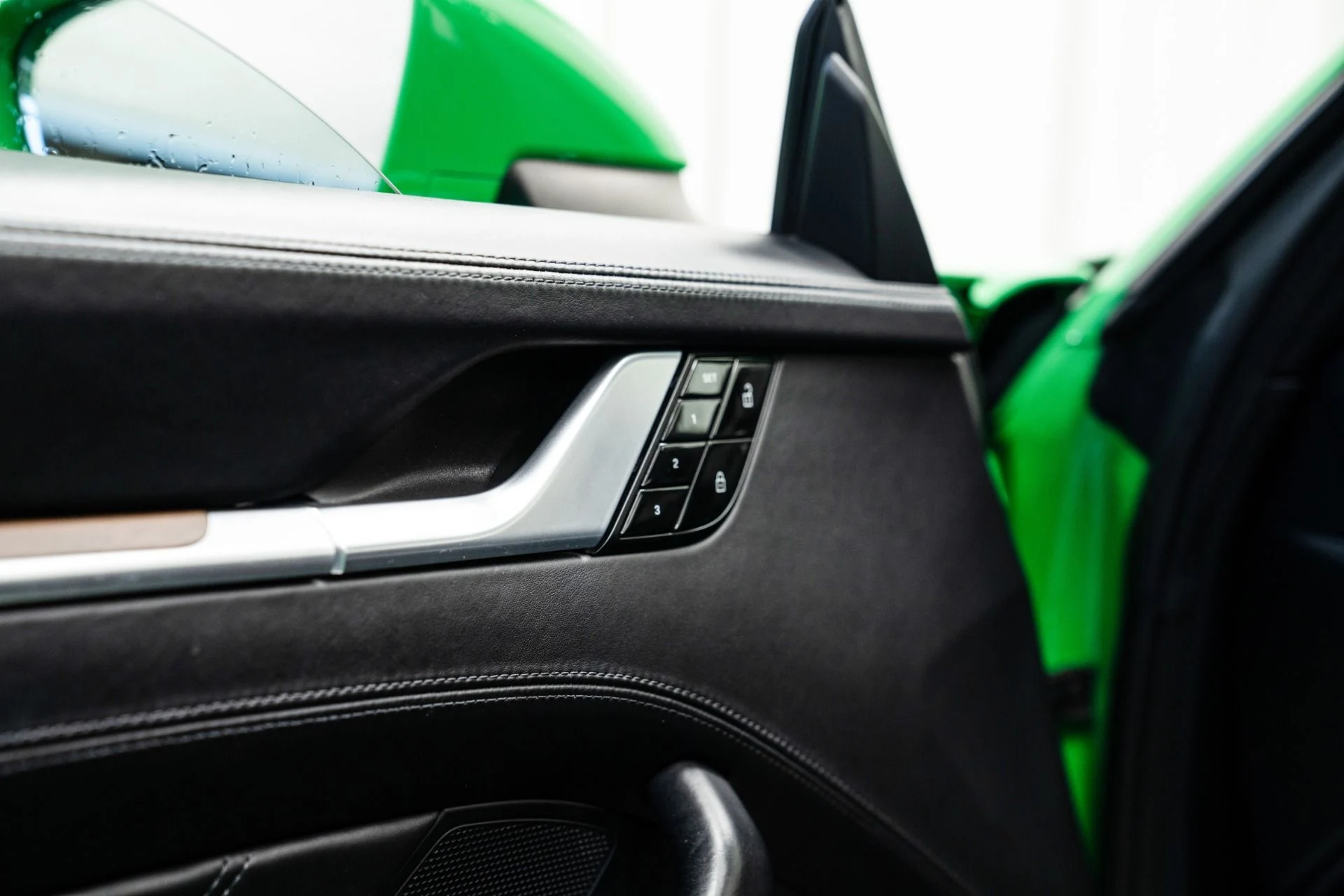 mph023_3526573211_Used_2021_Porsche_911_Turbo_S_Cabriolet_Sport_Exhaust_Rare_Paldao_Wood_Gloss_Black_Trim_1762198384_efbb9e3791