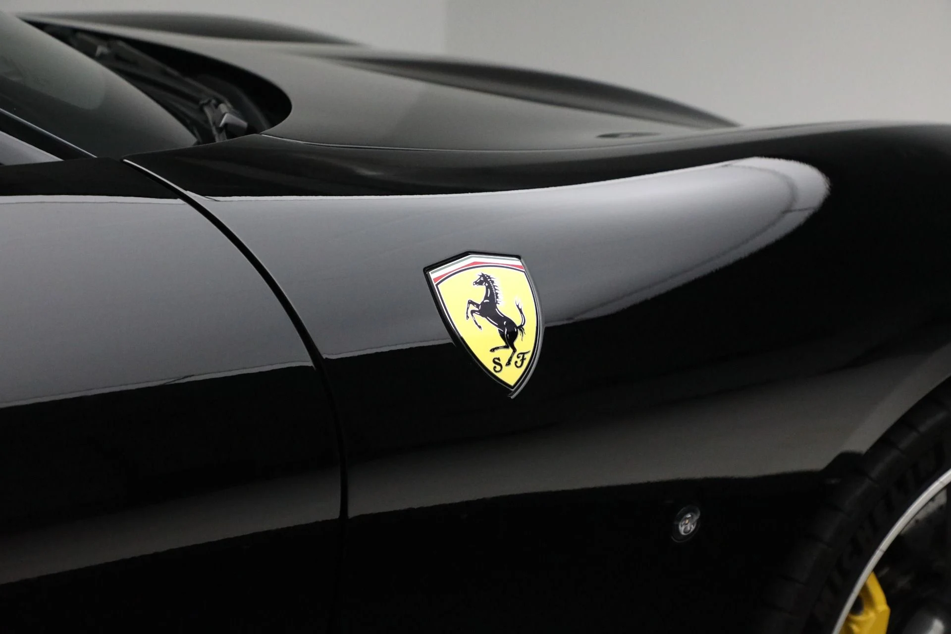mph023_3541026786_Used_2021_Ferrari_Roma_1723555111_a4a228e69f