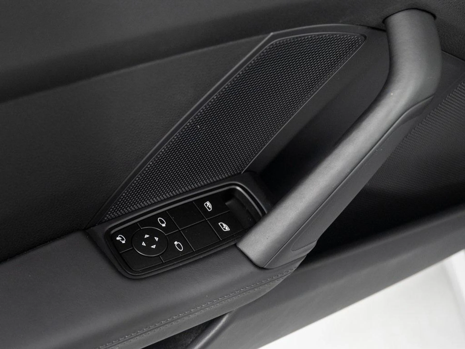 mph023_3541081396_N6_N6hdd_Dl_Xvz_J6_w7_Kn_Hb_EH_4_Ck_E_4d802e1c3e