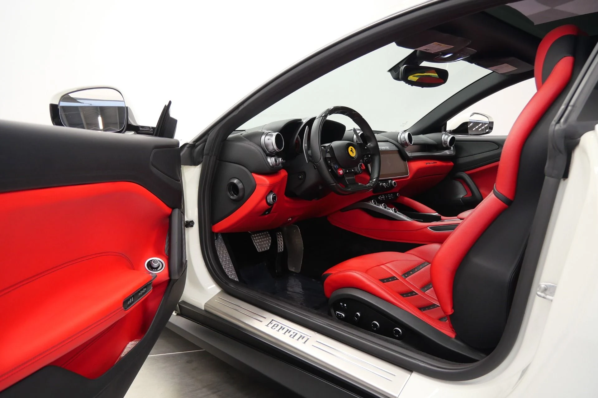 mph023_3542259700_Used_2017_Ferrari_GTC_4_Lusso_V12_Power_Heated_and_Ventilated_Daytona_Seats_1780598649_462a3979b0