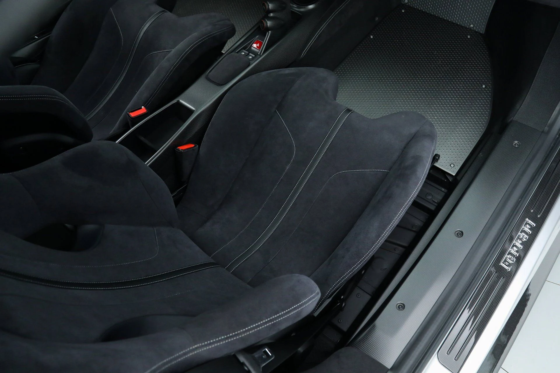 mph023_3546626195_4a97e932431d8627647b73e40740000f_37a36b6fbf