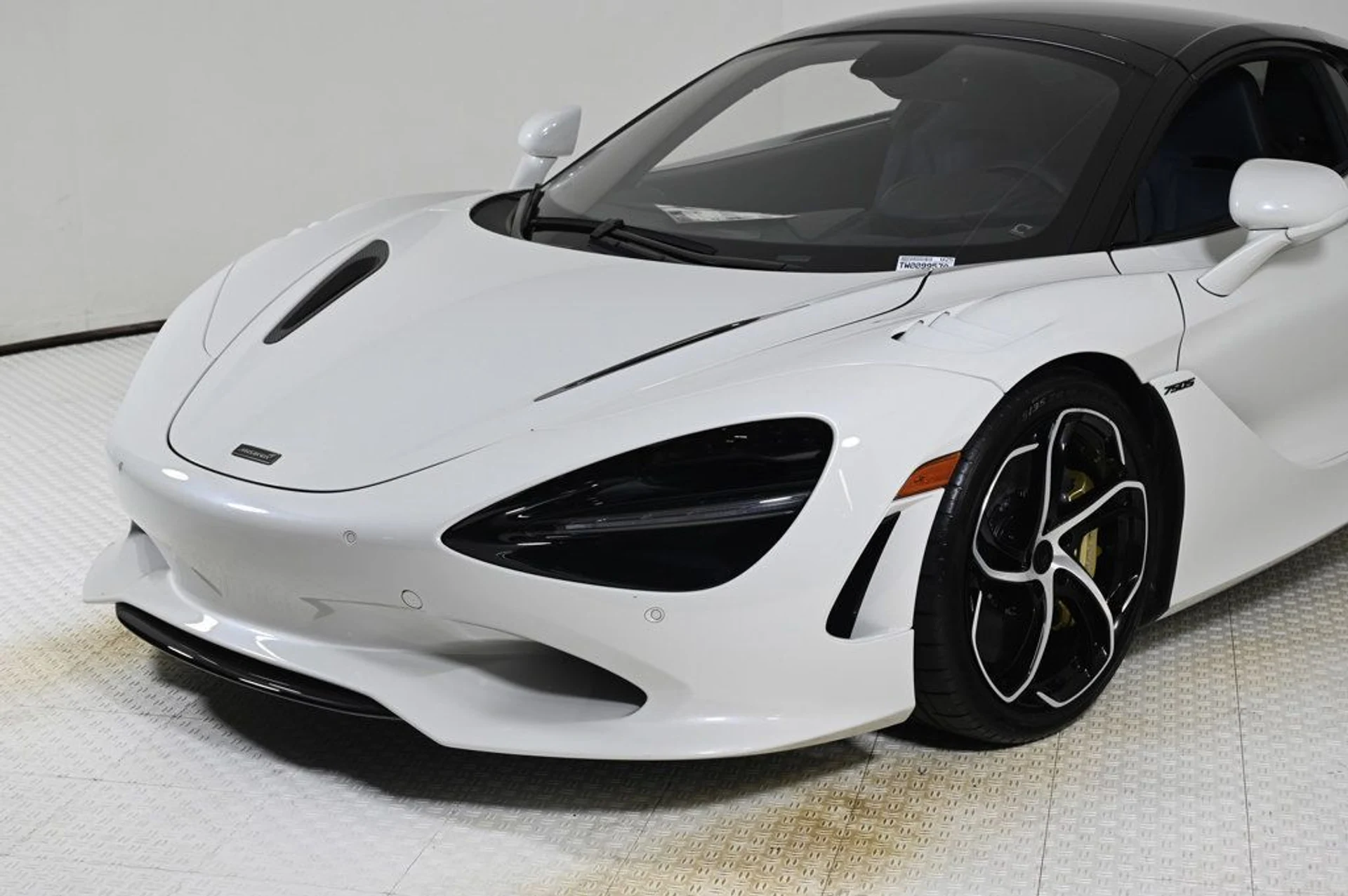 mph023_3547810330_used_2025_mclaren_750s_spider_11350_22950983_23_1024_0d528c2aa0