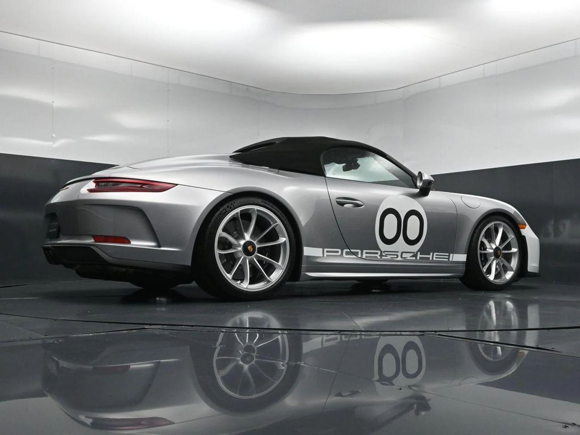 mph023_3556149135_gq_AC_53fzj_Ni_LG_7e_xbp_Xiw_Ukxn_E_b1e66e6253