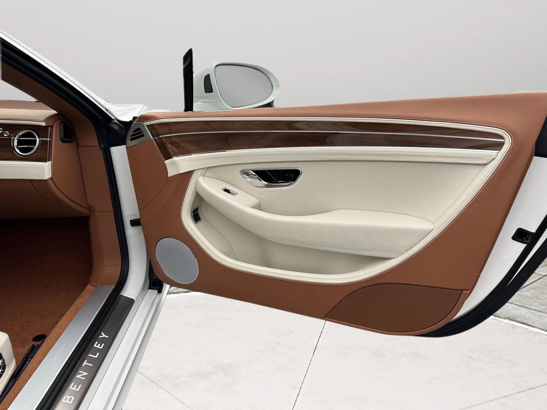 mph023_3556673850_d2bad941ad109760ac4fc71991ccab42_e11cd623a0