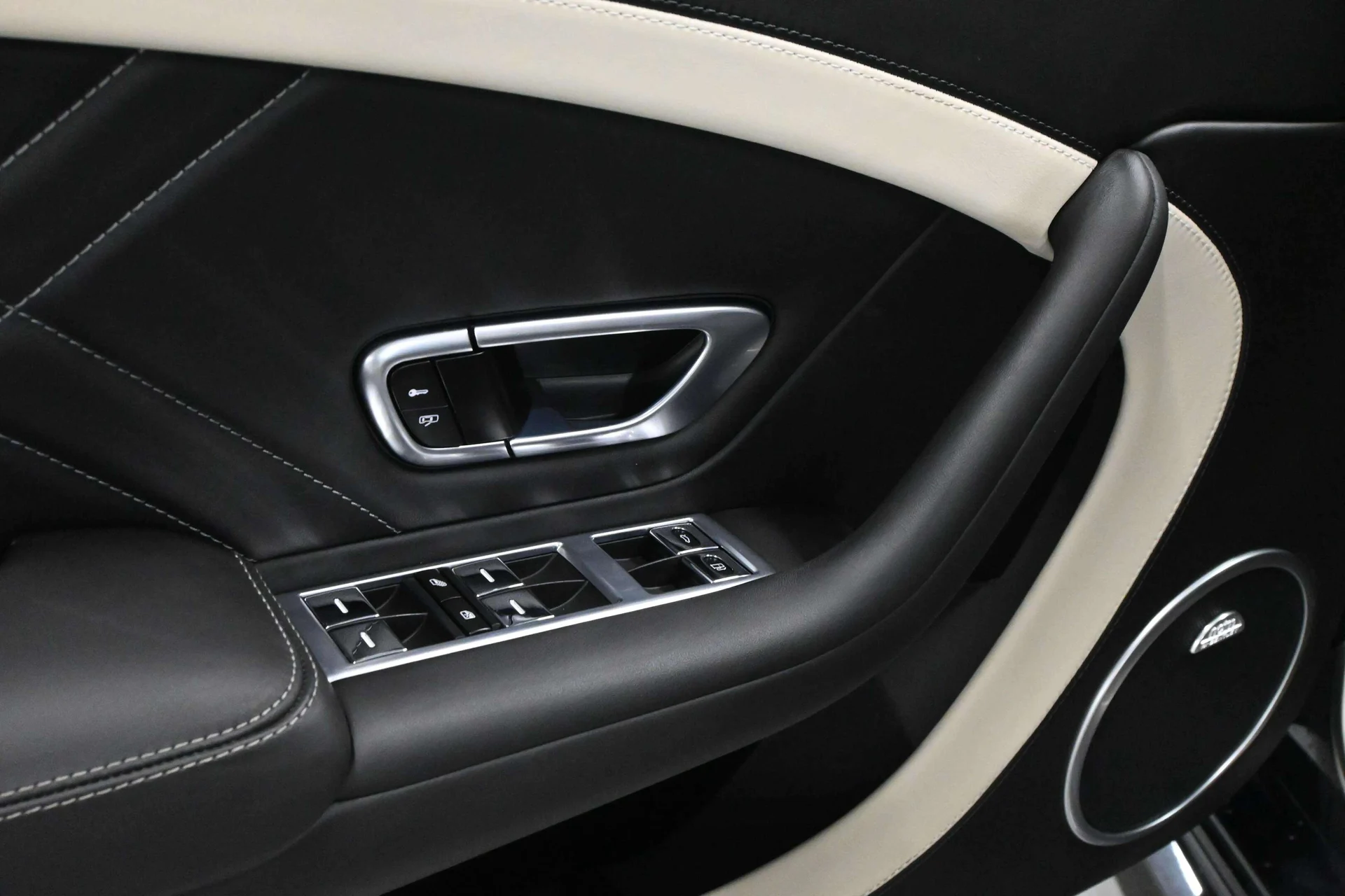 mph023_3557071275_7468d9a6_cd9d_4fbd_af5c_bdf0eb148cf7_54d5fb85ec