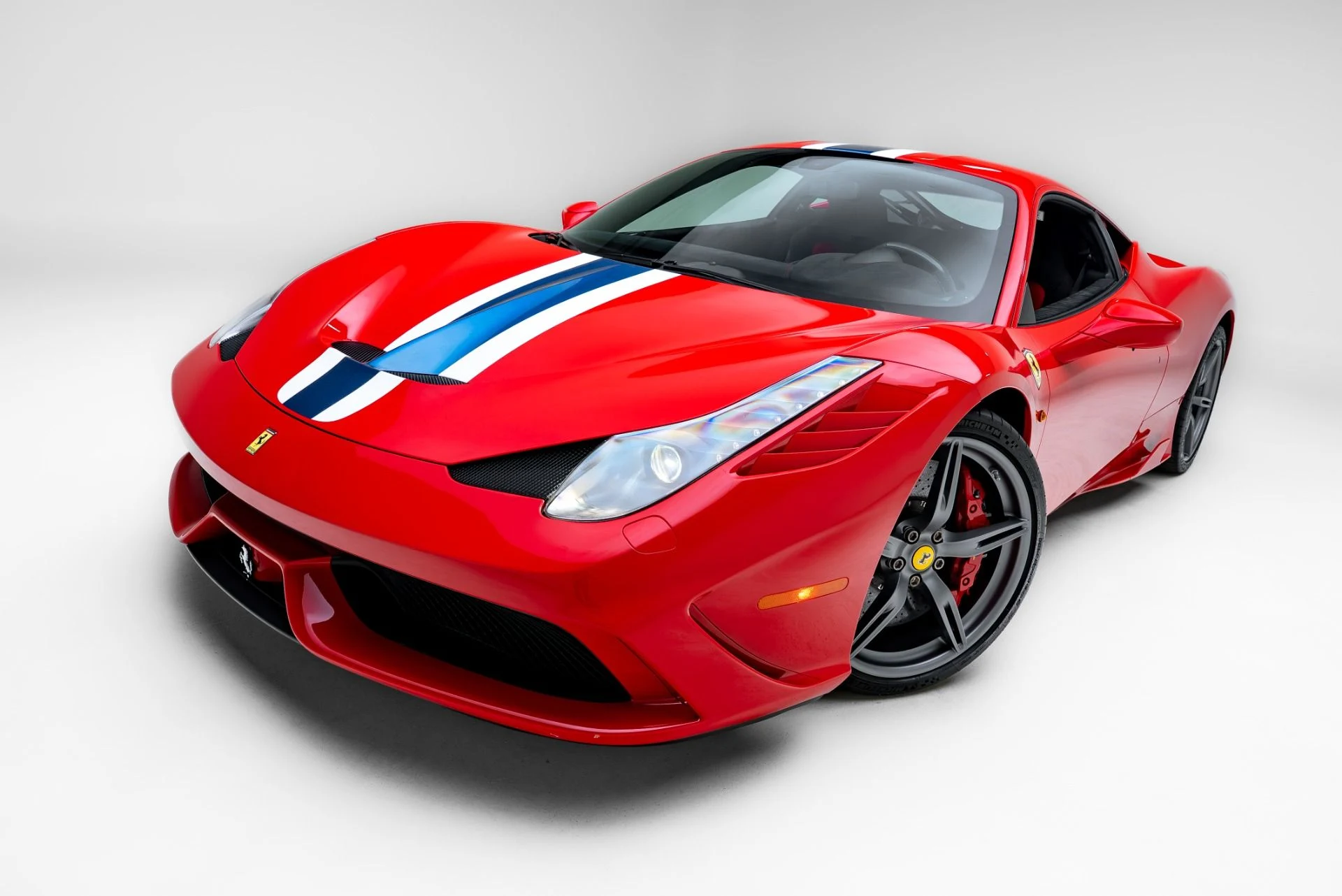 mph023_3557618079_Used_2015_Ferrari_458_Speciale_1777334454_5f343a849e