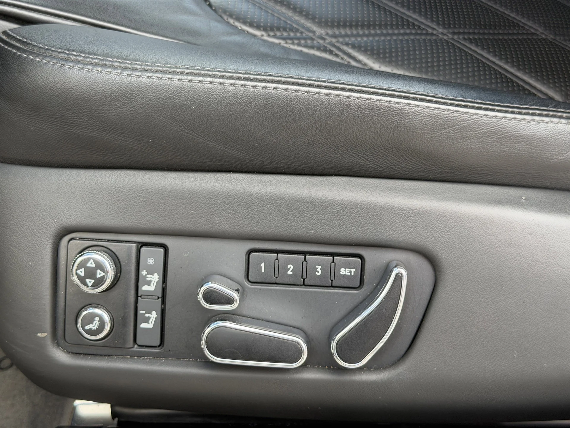 mph023_3558027297_17810d4bca1b61e5d16e1127136aebd7x_fe33ed1363