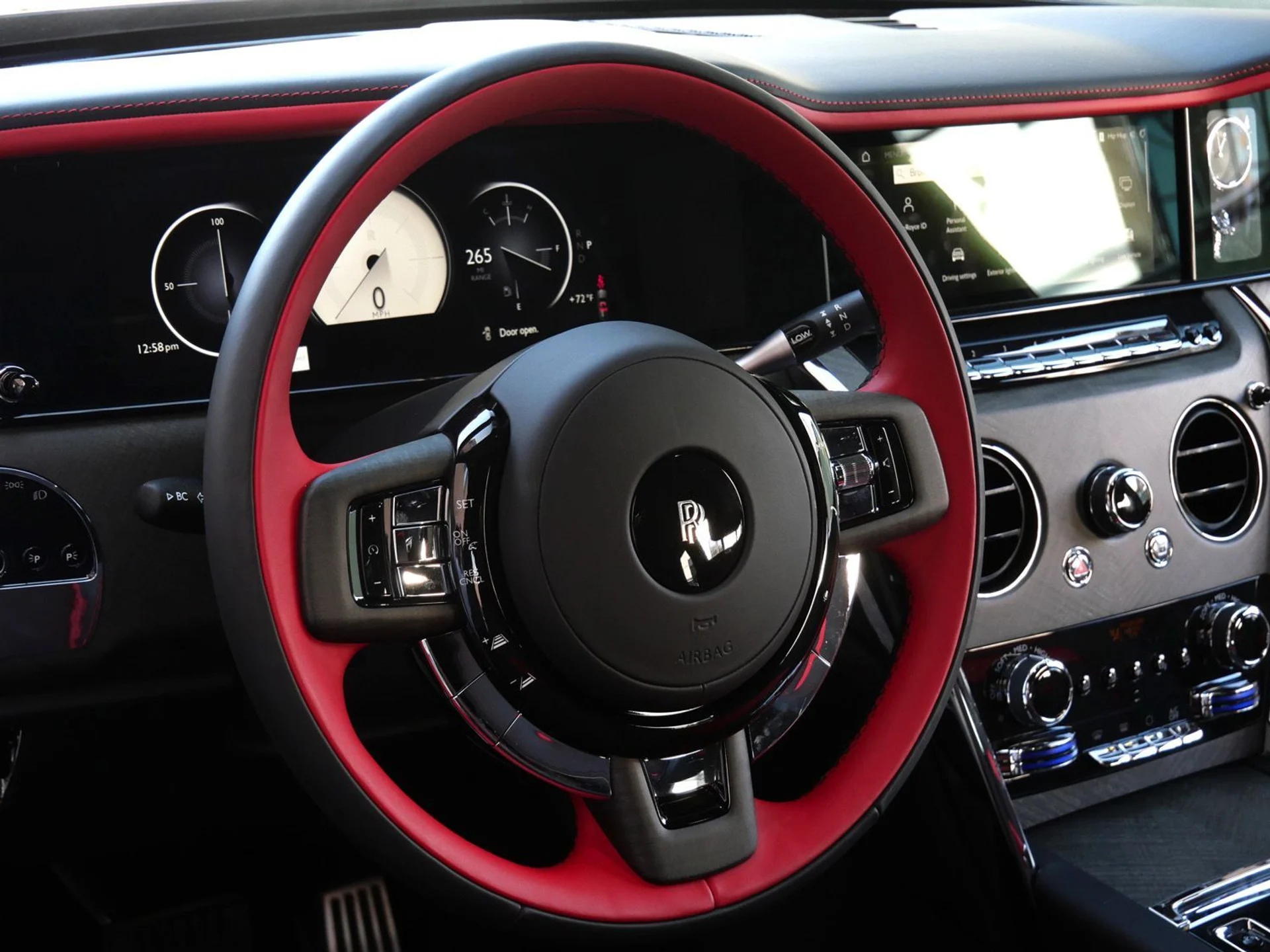 mph023_356432537_18a6f49d36453aa0a2f6f340434890afx_7243a743db