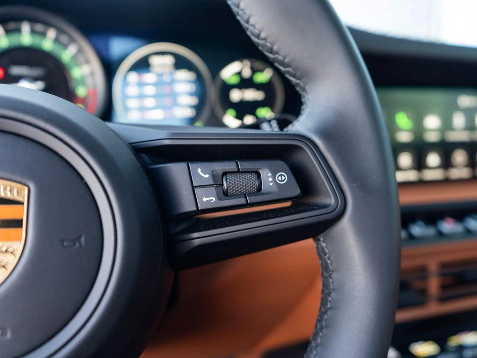 mph023_3569330269_s_I_Nu_Up_JM_Gv_N2l_N471h_T_Pf_G3p7og_22f27d3bb3