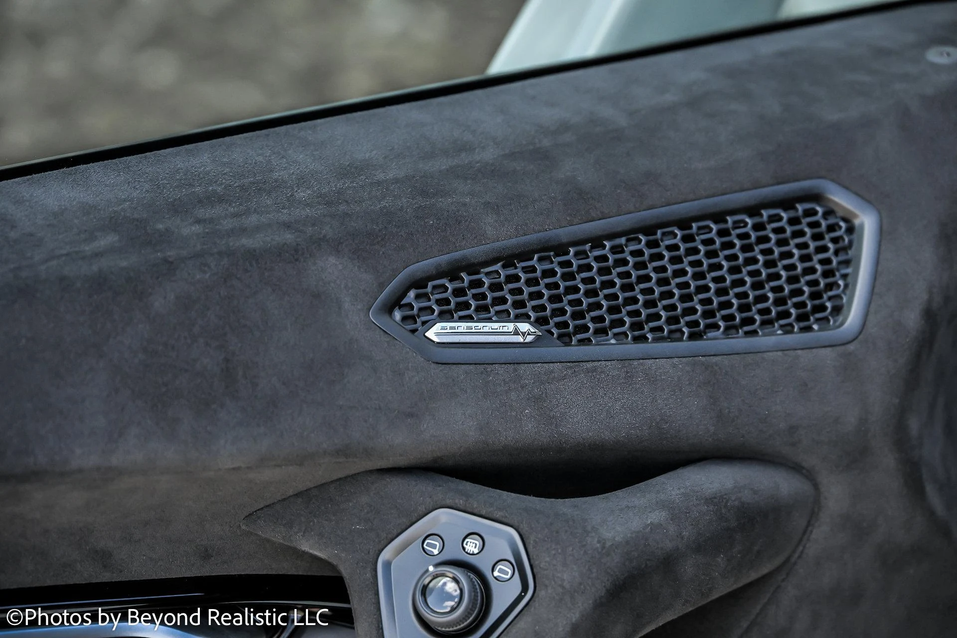 mph023_3575891157_Used_2024_Lamborghini_Huracan_Tecnica_1757145924_516630b1f8