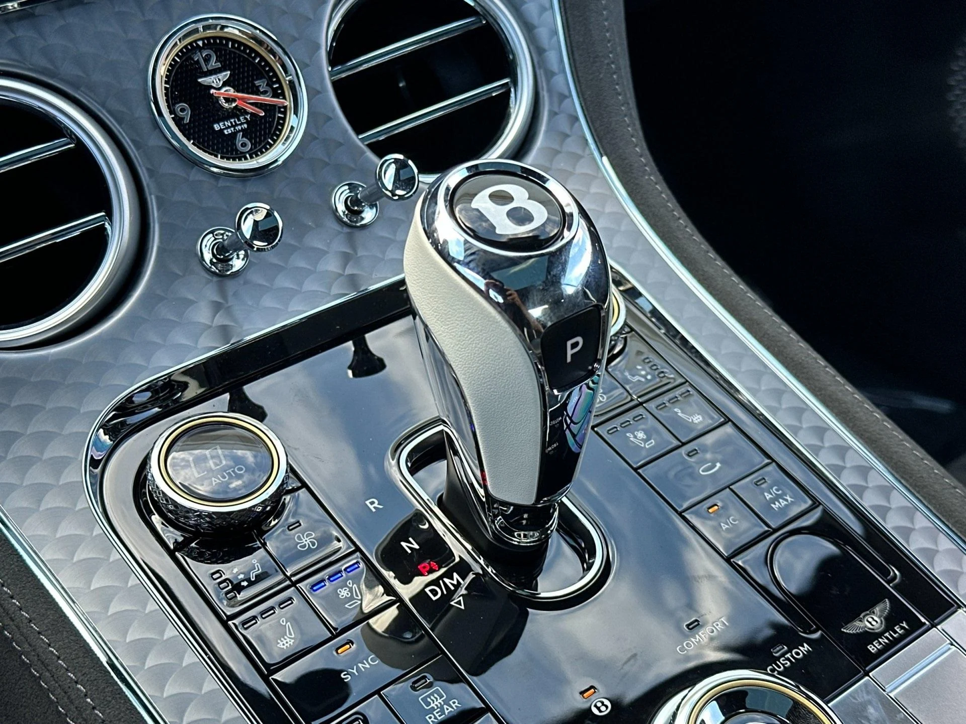 mph023_358129554_New_2025_Bentley_Continental_GT_GT_Speed_1760604114_87e0ef21cd
