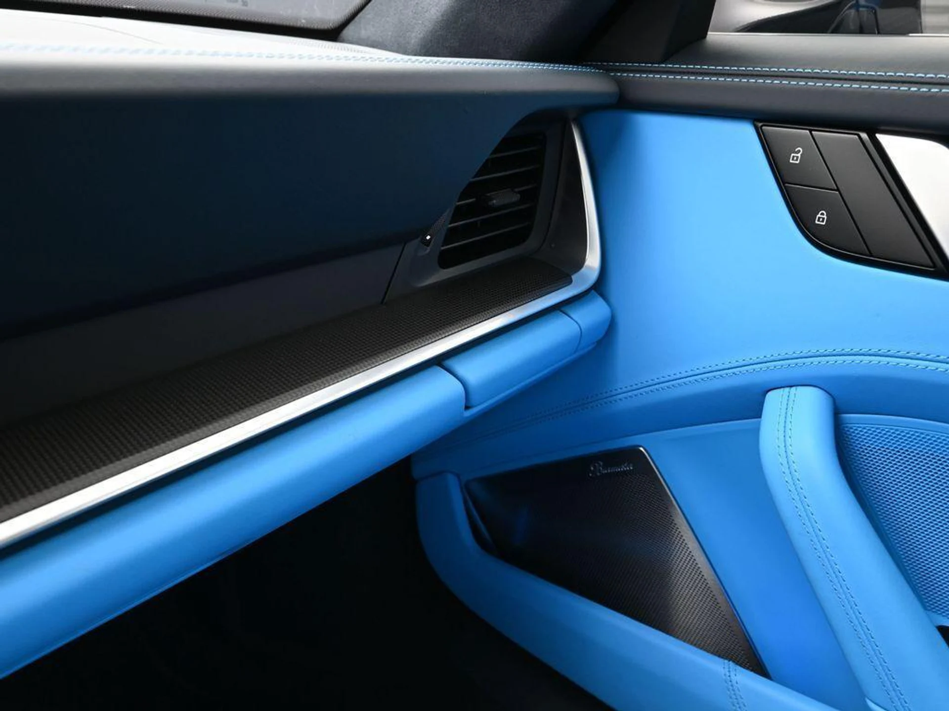 mph023_3586474886_X1_Tr_Tl8l_F_Dvnt5q4_Lx_2_26_E_Dc_96880391e1