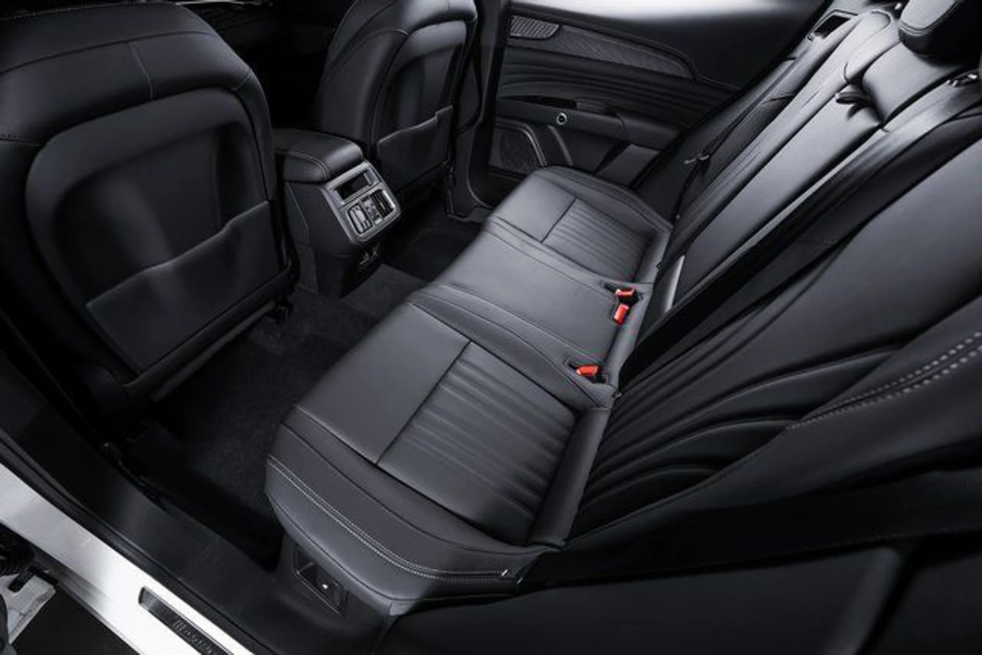 mph023_3586674240_485392cb94a3546fe282e75f58512c65x_5927ce978a