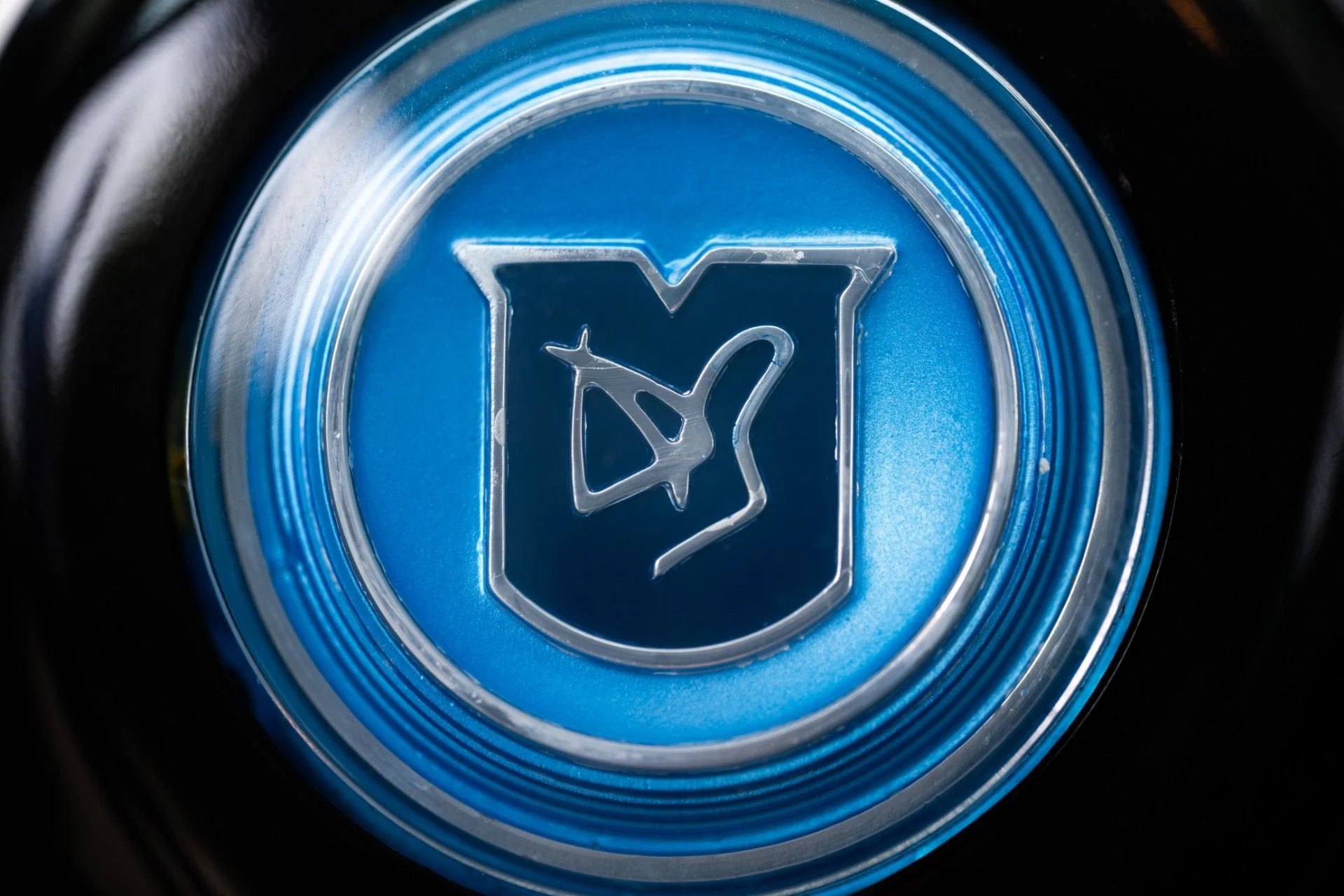mph023_3594035624_Used_1968_Aston_Martin_DB_6_1793123624_964af3ac27