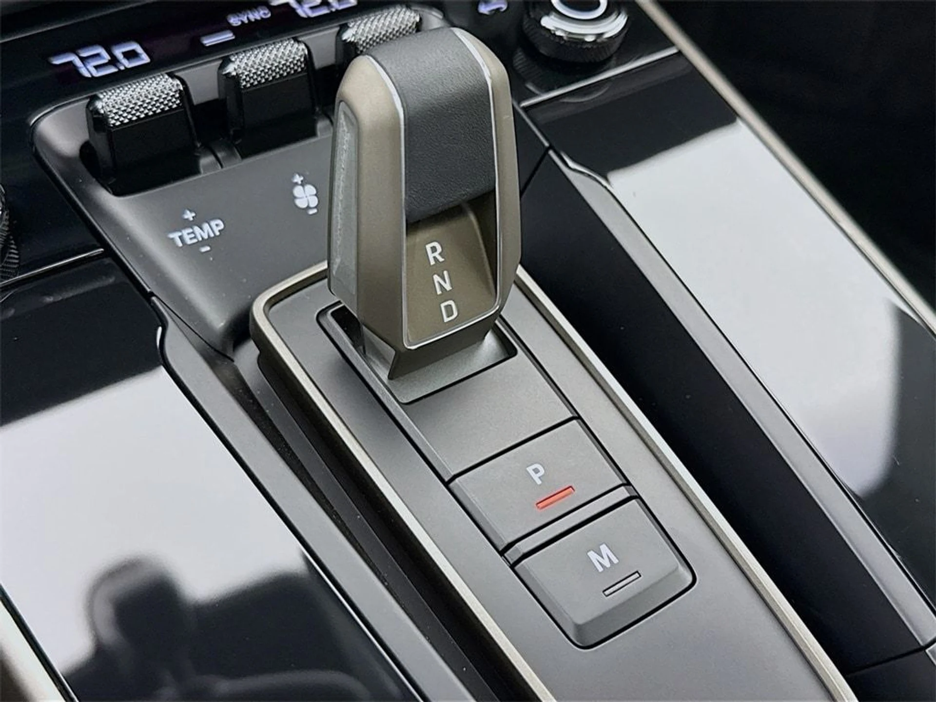 mph023_360148961_2a5b61744a3aa9d61b614813b257bd2cx_59018dec40