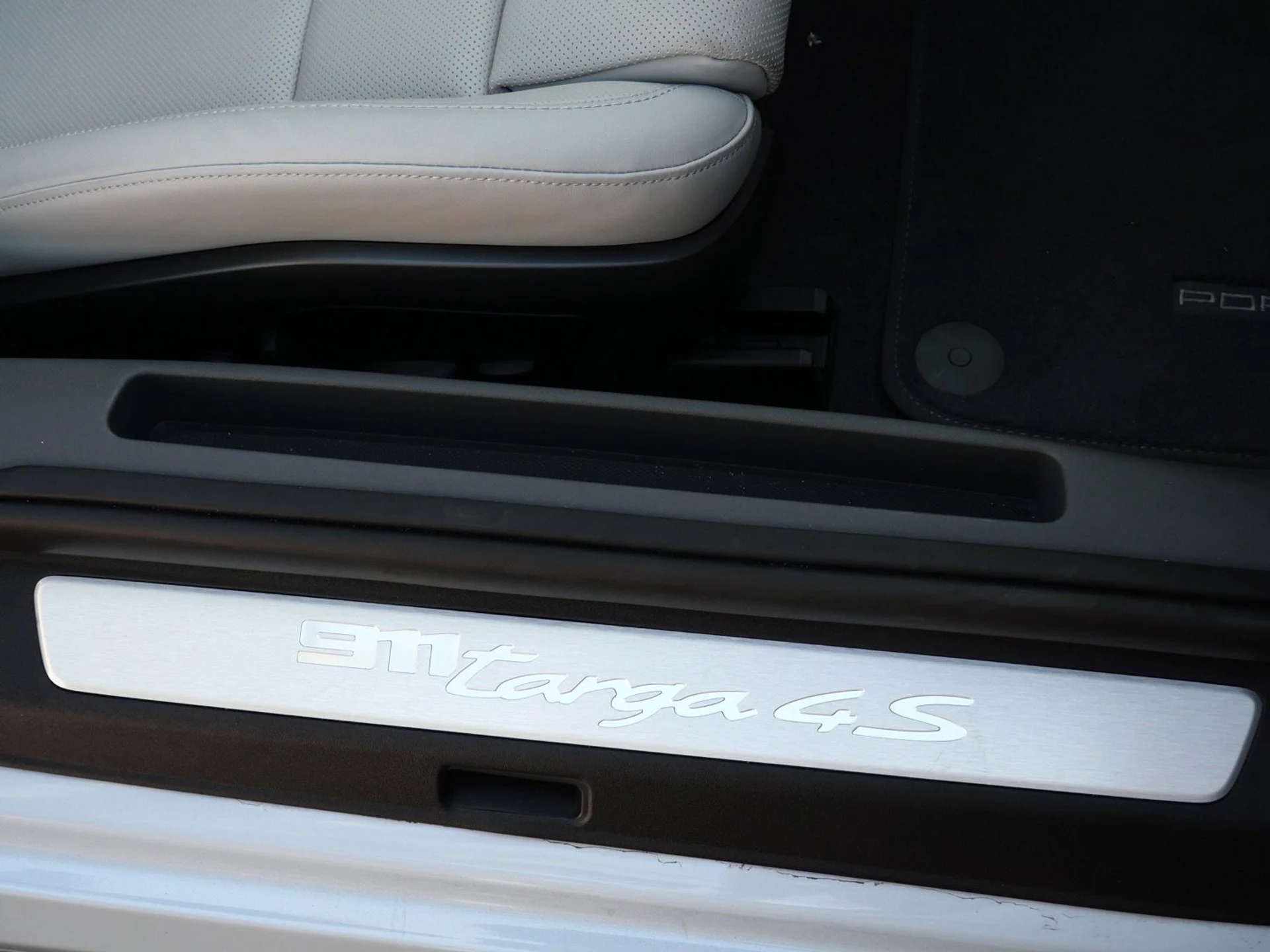 mph023_3605340433_707cc1a5a25799f89cb74f1d1e50962ax_891afb7032