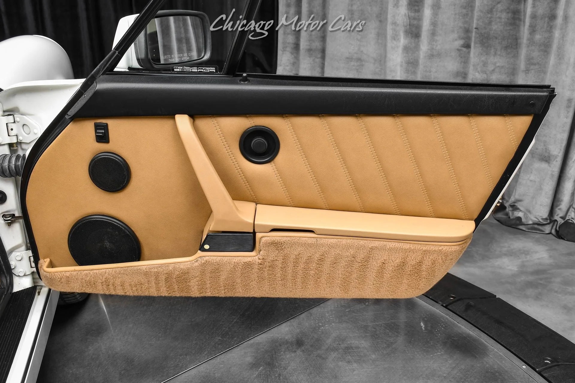 mph023_3612039193_13428_p24_l_3ec9215158